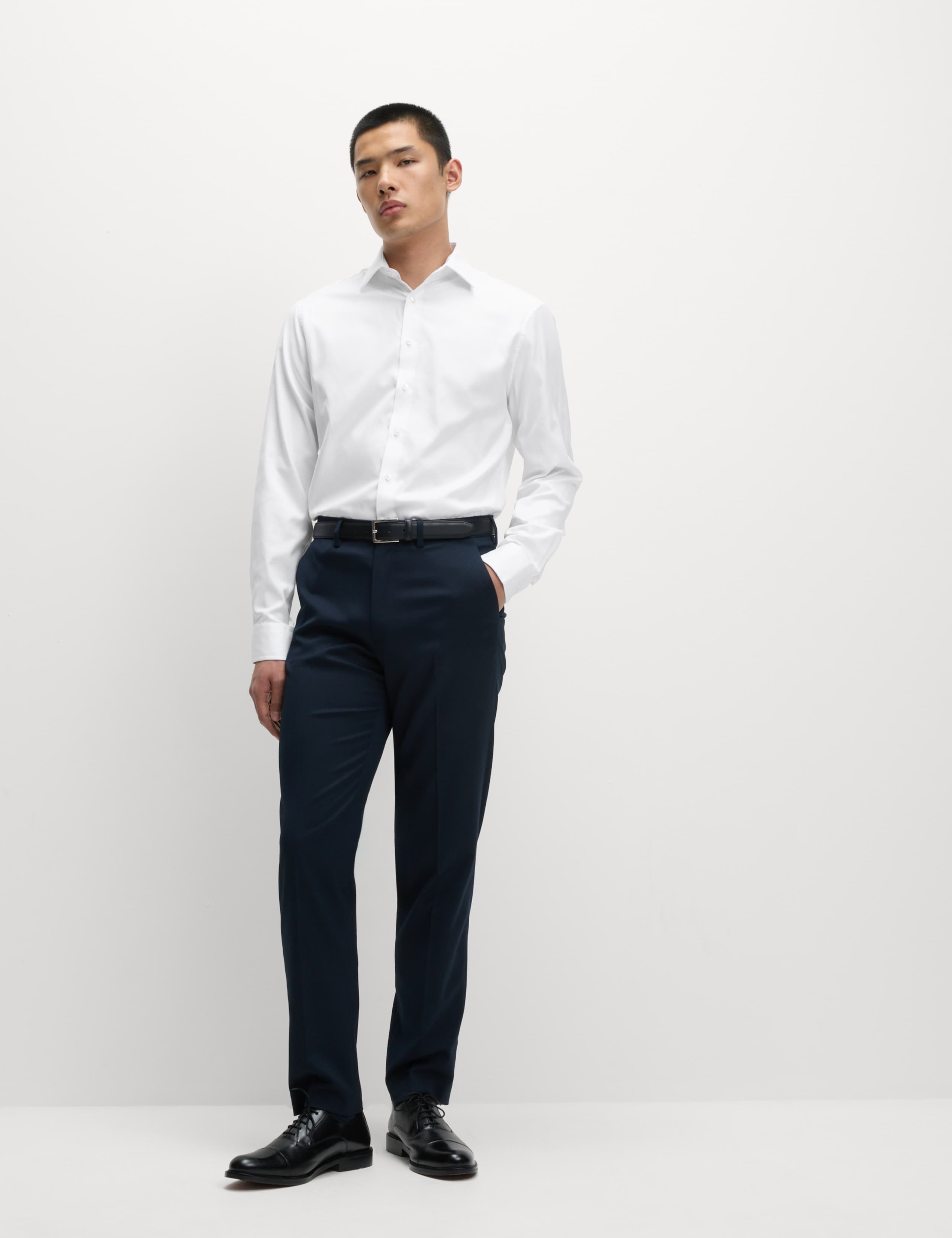 Tailored Fit Luxury Cotton Twill Shirt 1 of 8
