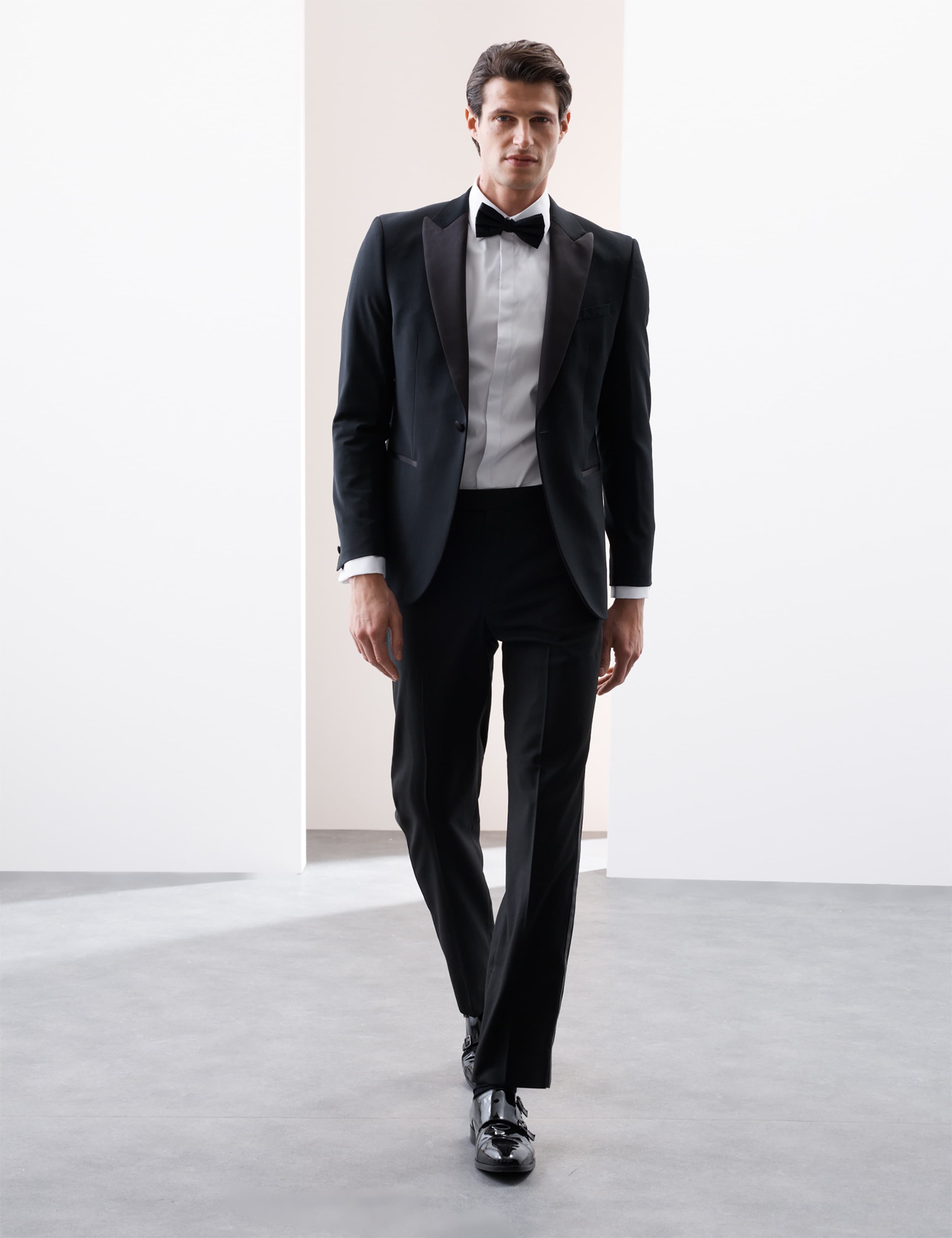 Tailored Fit Easy Iron Dress Shirt 3 of 7