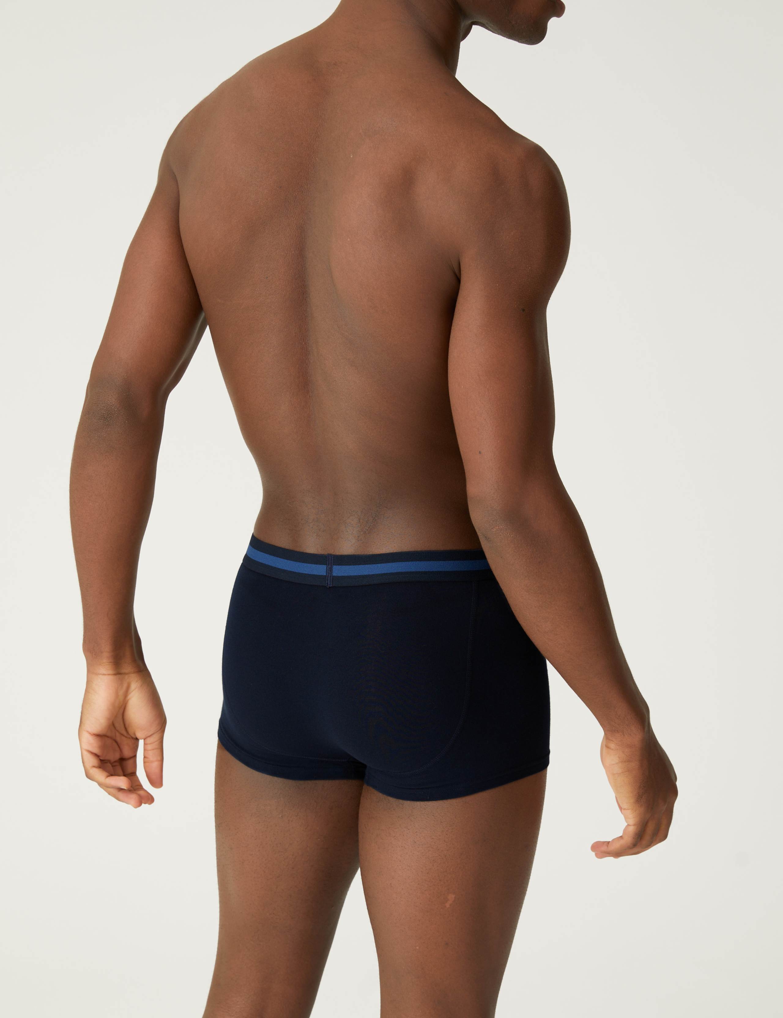 5 Pack Cotton Rich Cool & Fresh™ Hipsters 3 of 3