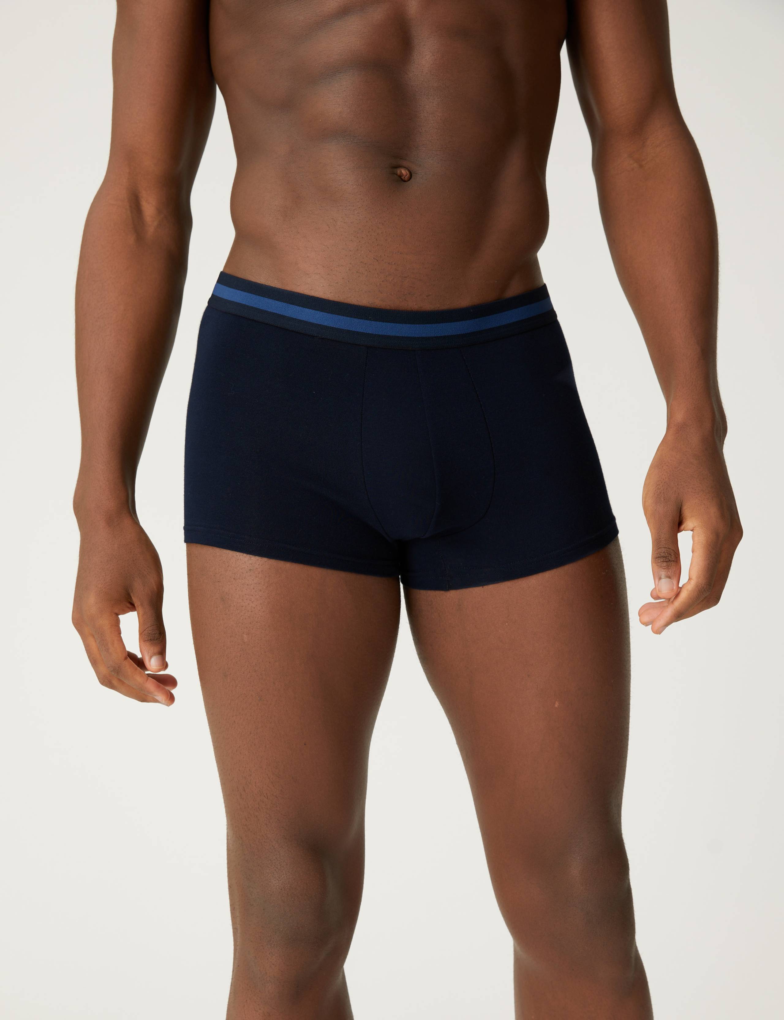 5 Pack Cotton Rich Cool & Fresh™ Hipsters 2 of 3