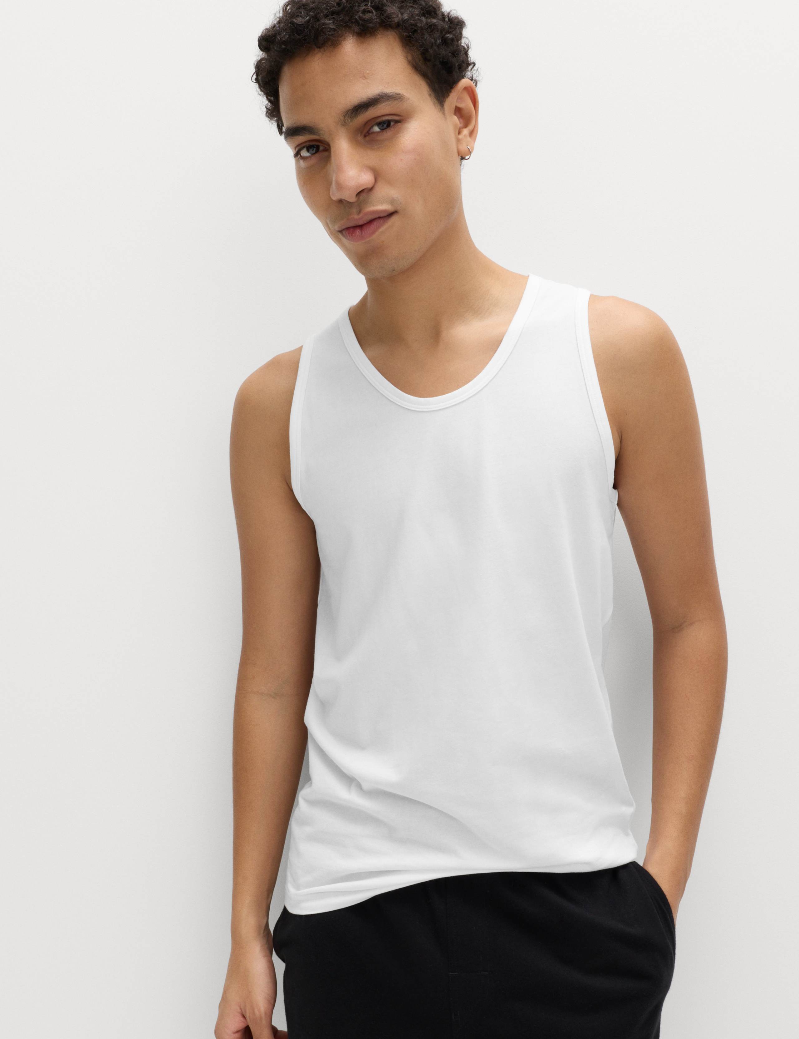 3 Pack Cotton Stretch Cool & Fresh™ Vests 2 of 5