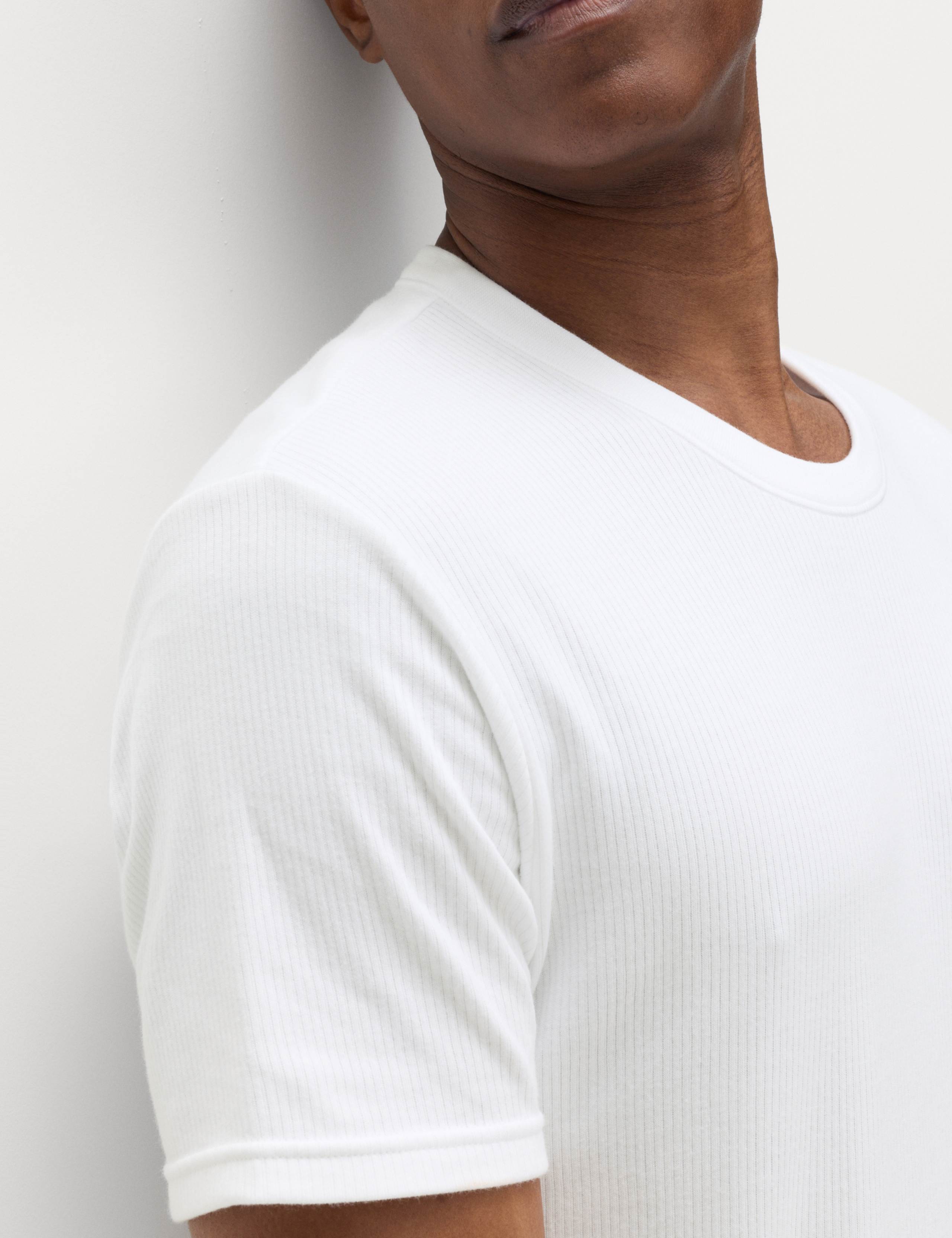 Heatgen™ Medium Thermal Short Sleeve Top 4 of 5