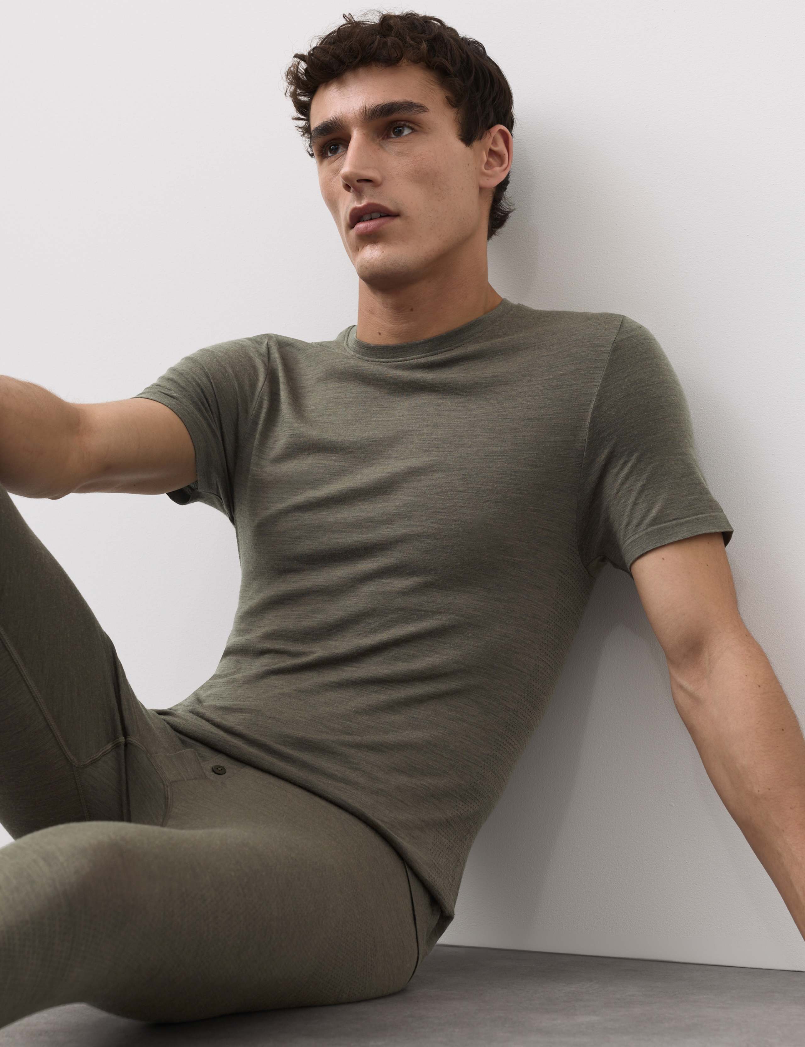 Merinotec™ Maximum Warmth Thermal Vest 1 of 6