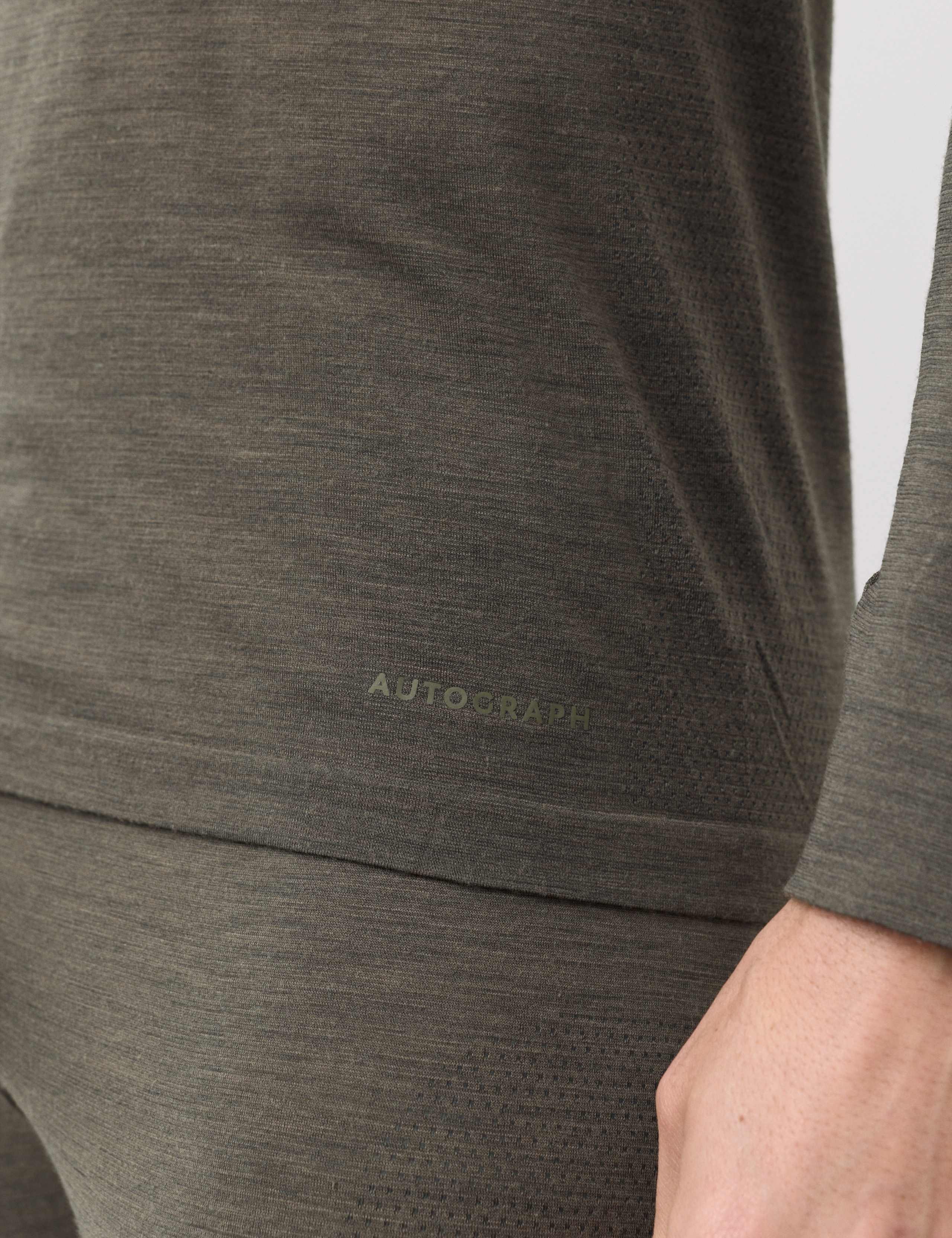 Merinotec™ Maximum Warmth Long Sleeve Thermal Top 4 of 6