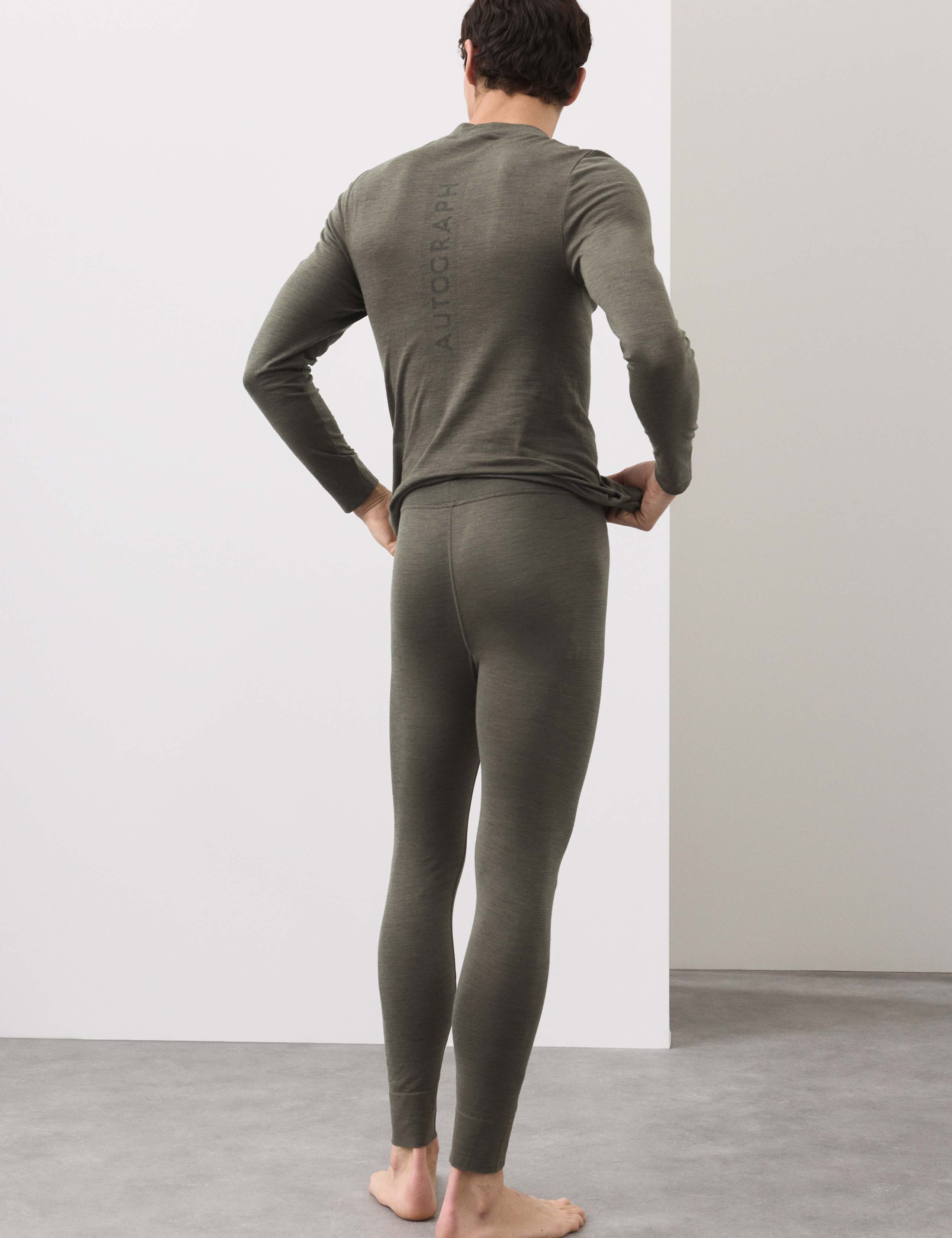 Merinotec™ Maximum Warmth Long Sleeve Thermal Top 5 of 6