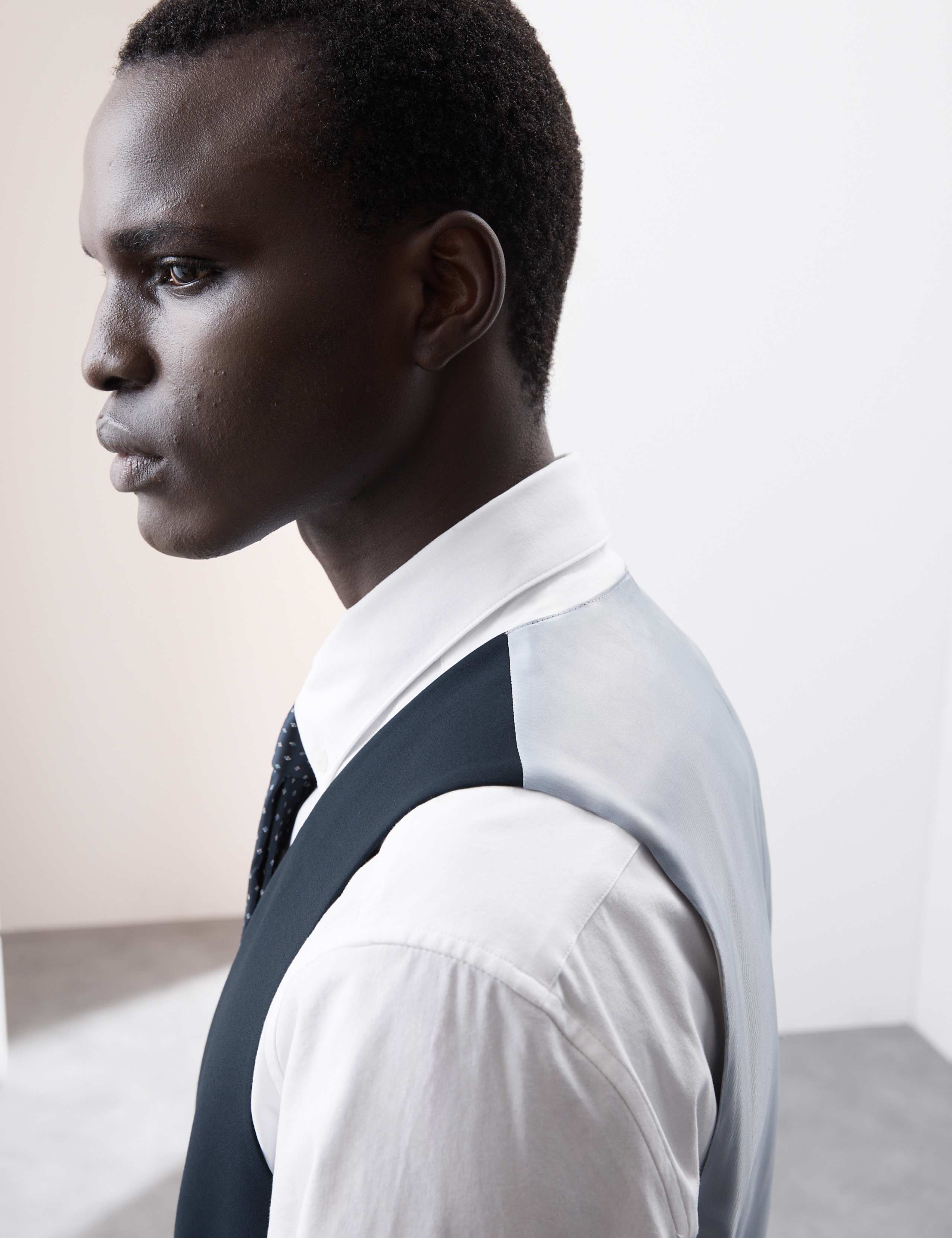 Wool Rich Performance Waistcoat 5 of 8