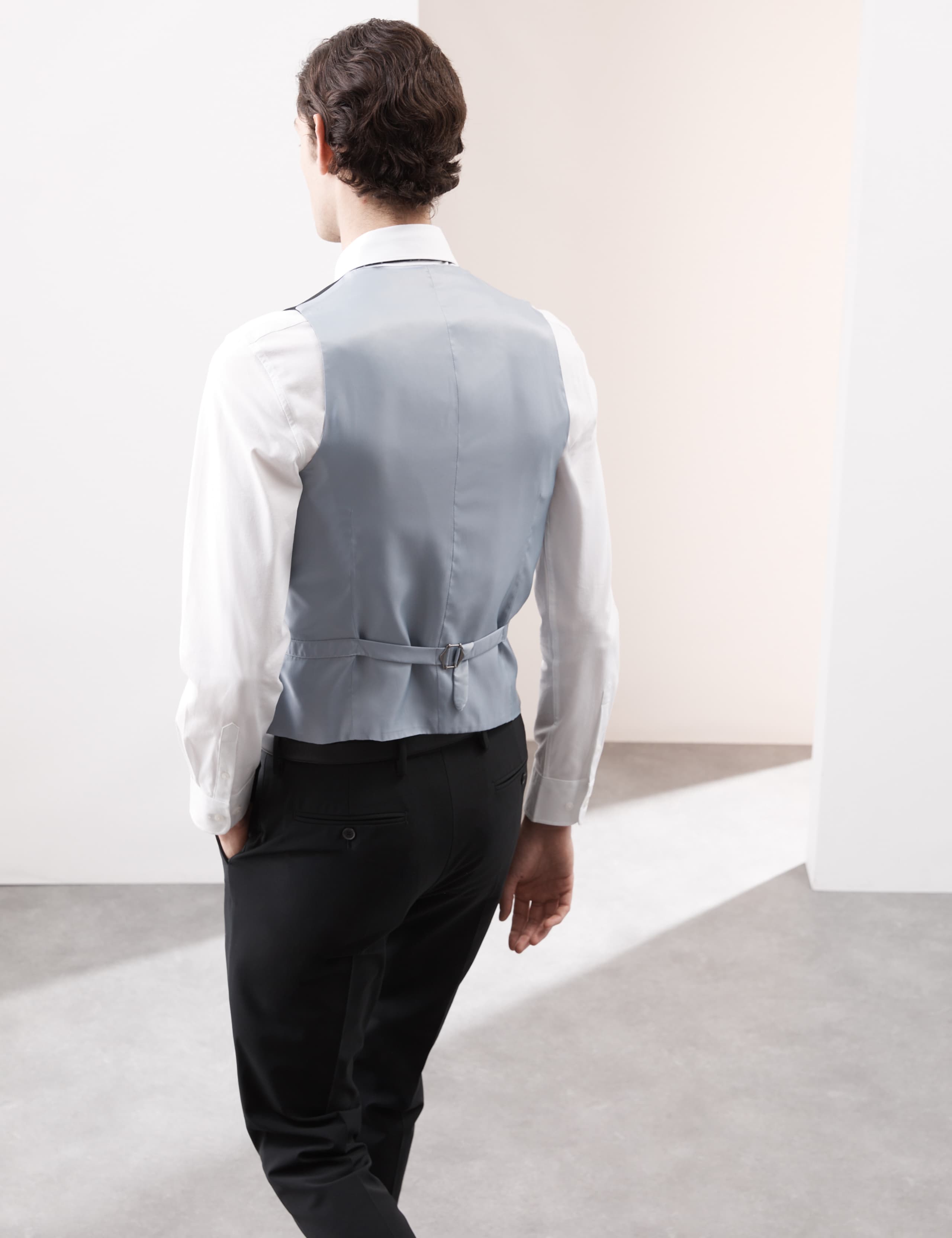Wool Rich Performance Waistcoat 4 of 7