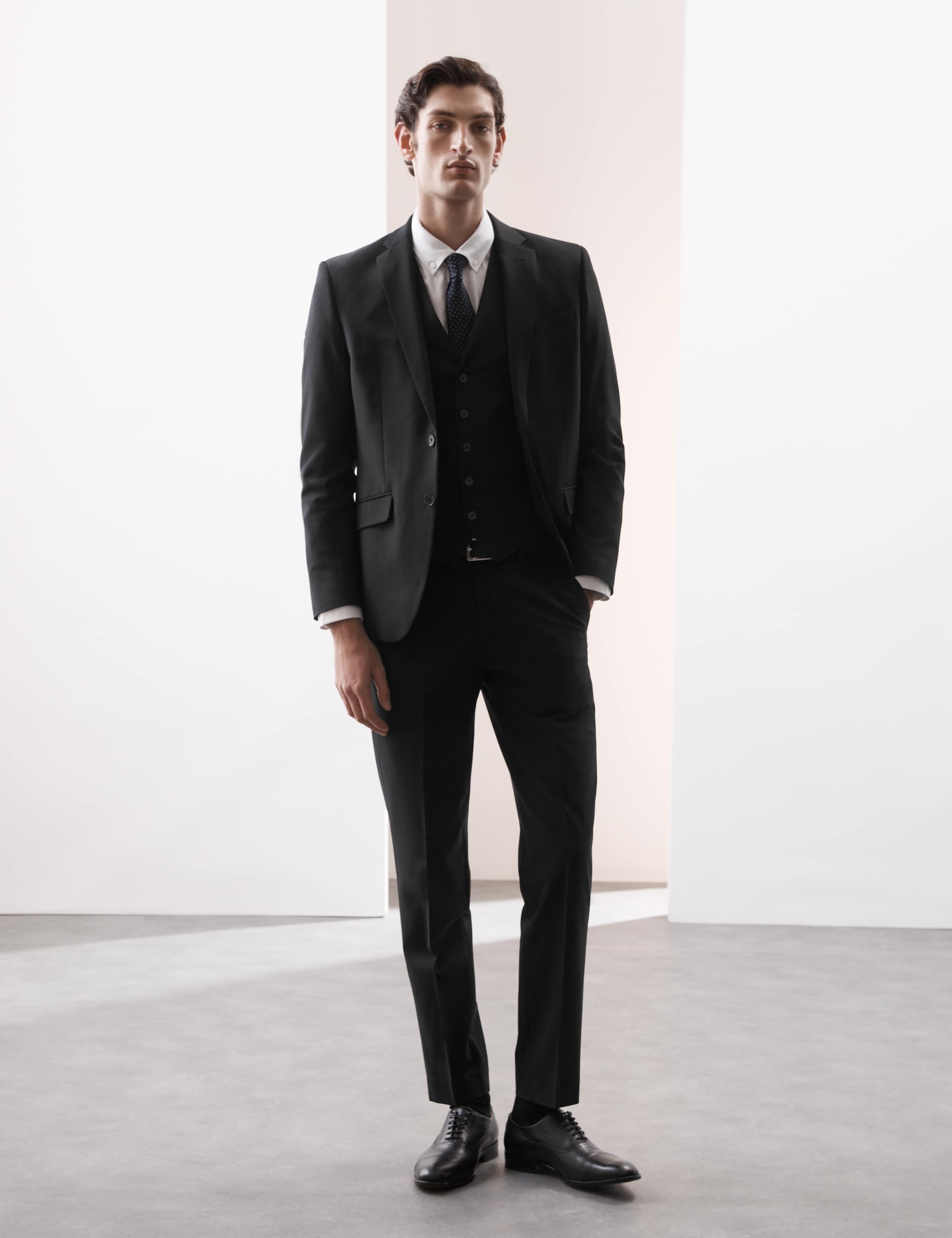 Tailored Fit Performance Trousers 4 of 7