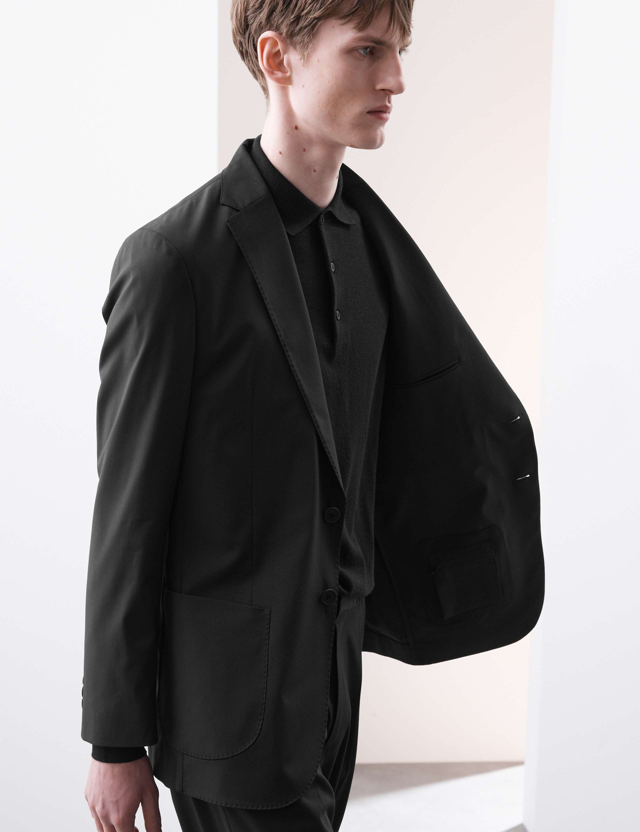 Tailored Fit Performance Packable Suit Jacket 8 of 8