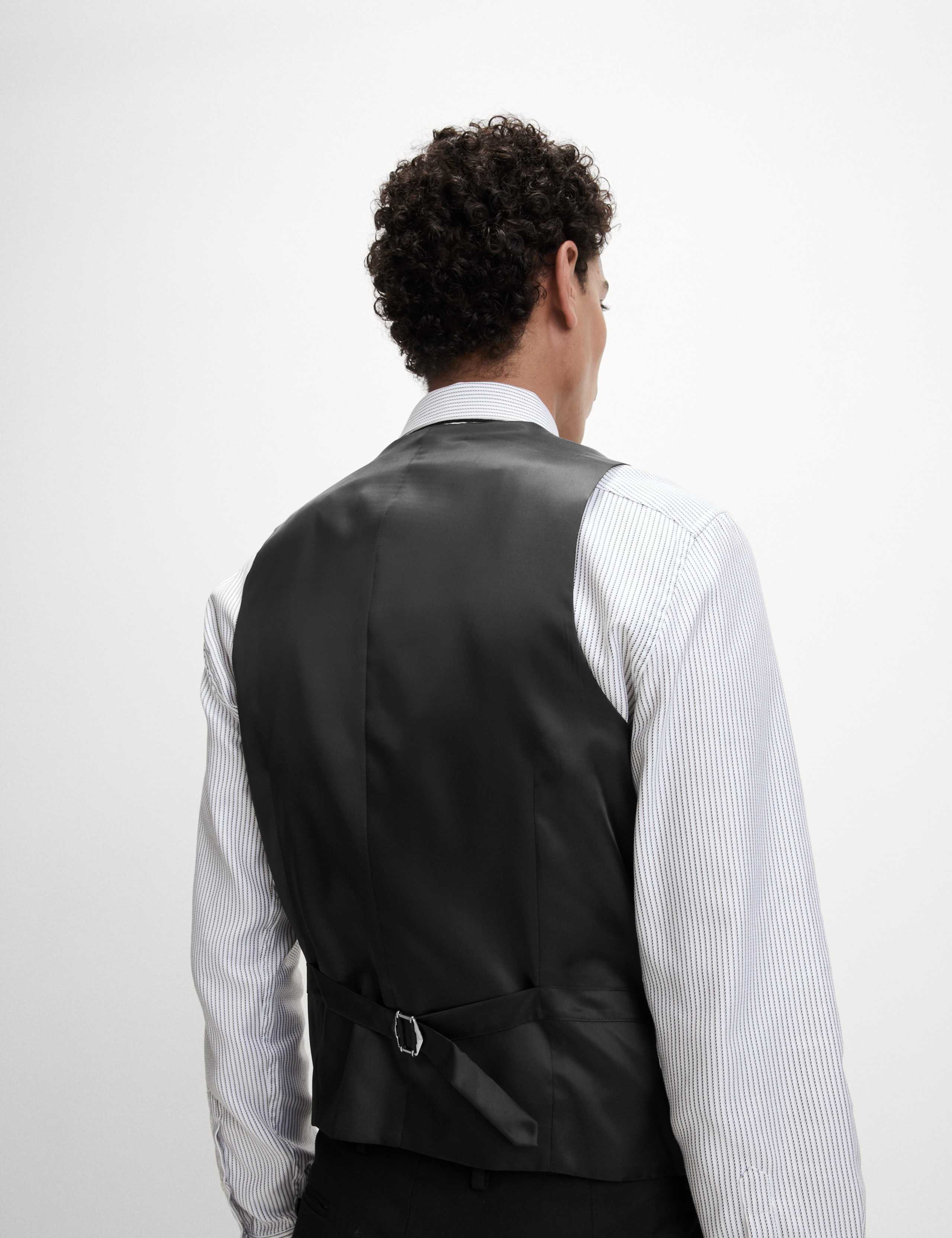 Waistcoat 4 of 6
