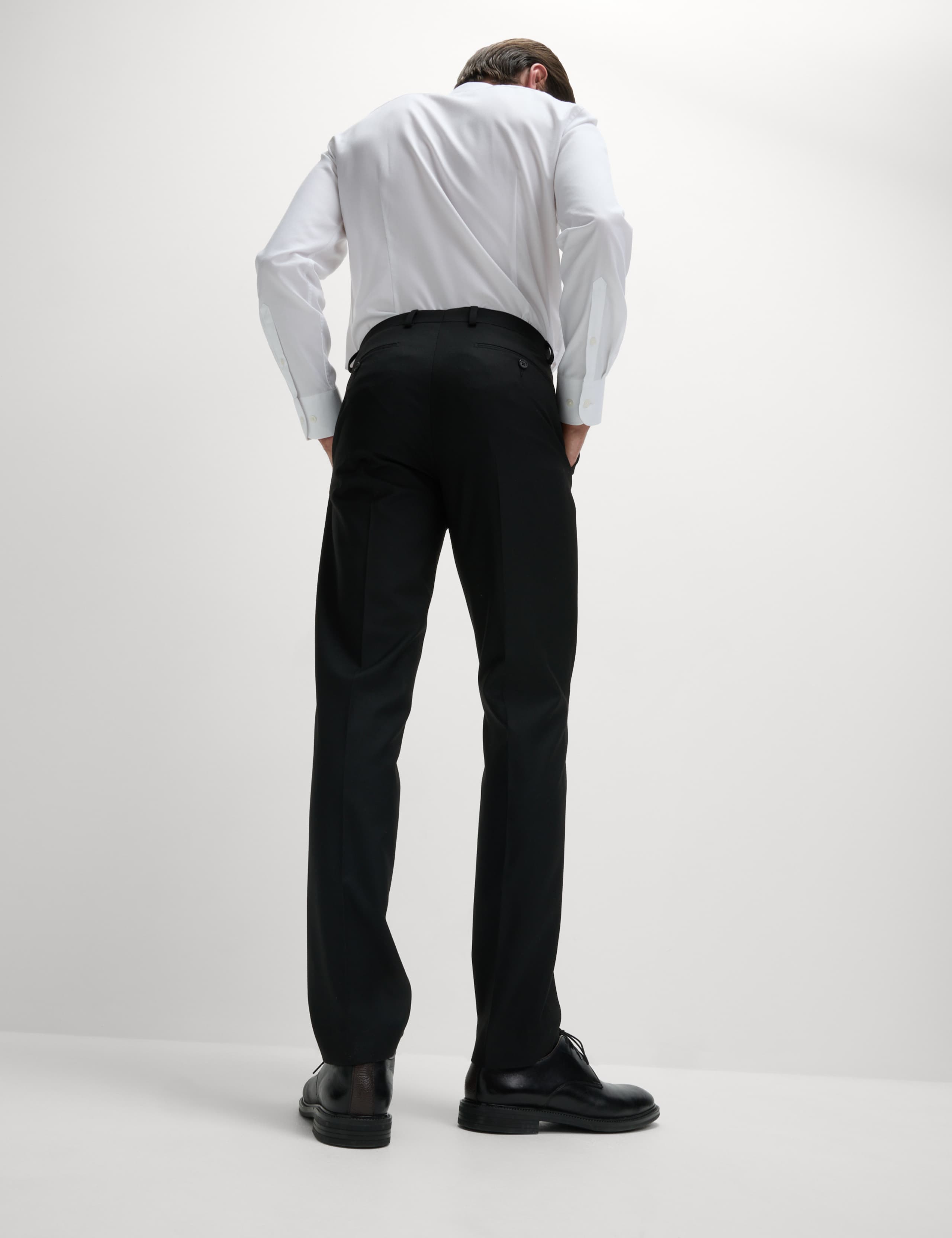 Tailored Fit Stretch Suit Trousers 4 of 7