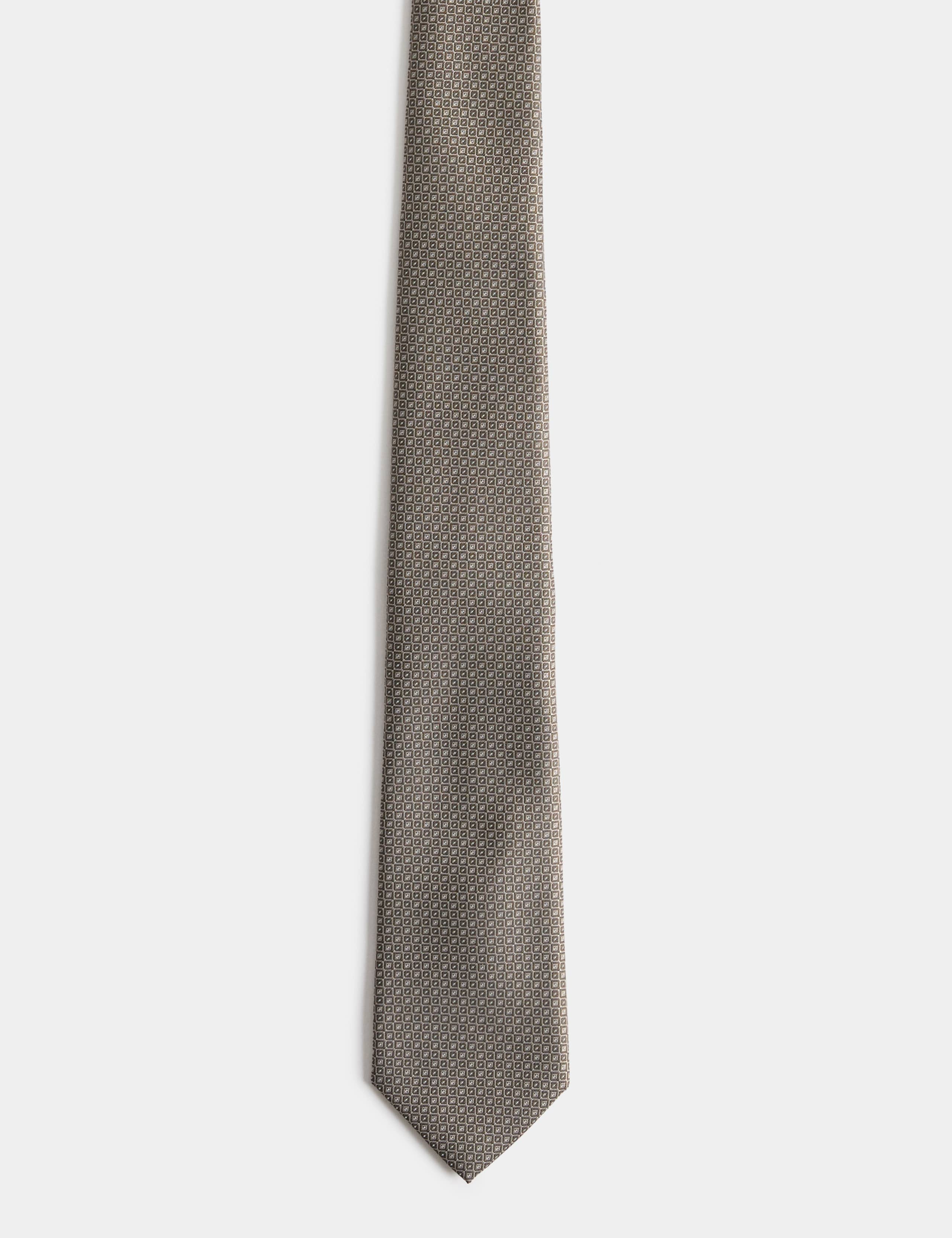 Geometric Tie 2 of 2