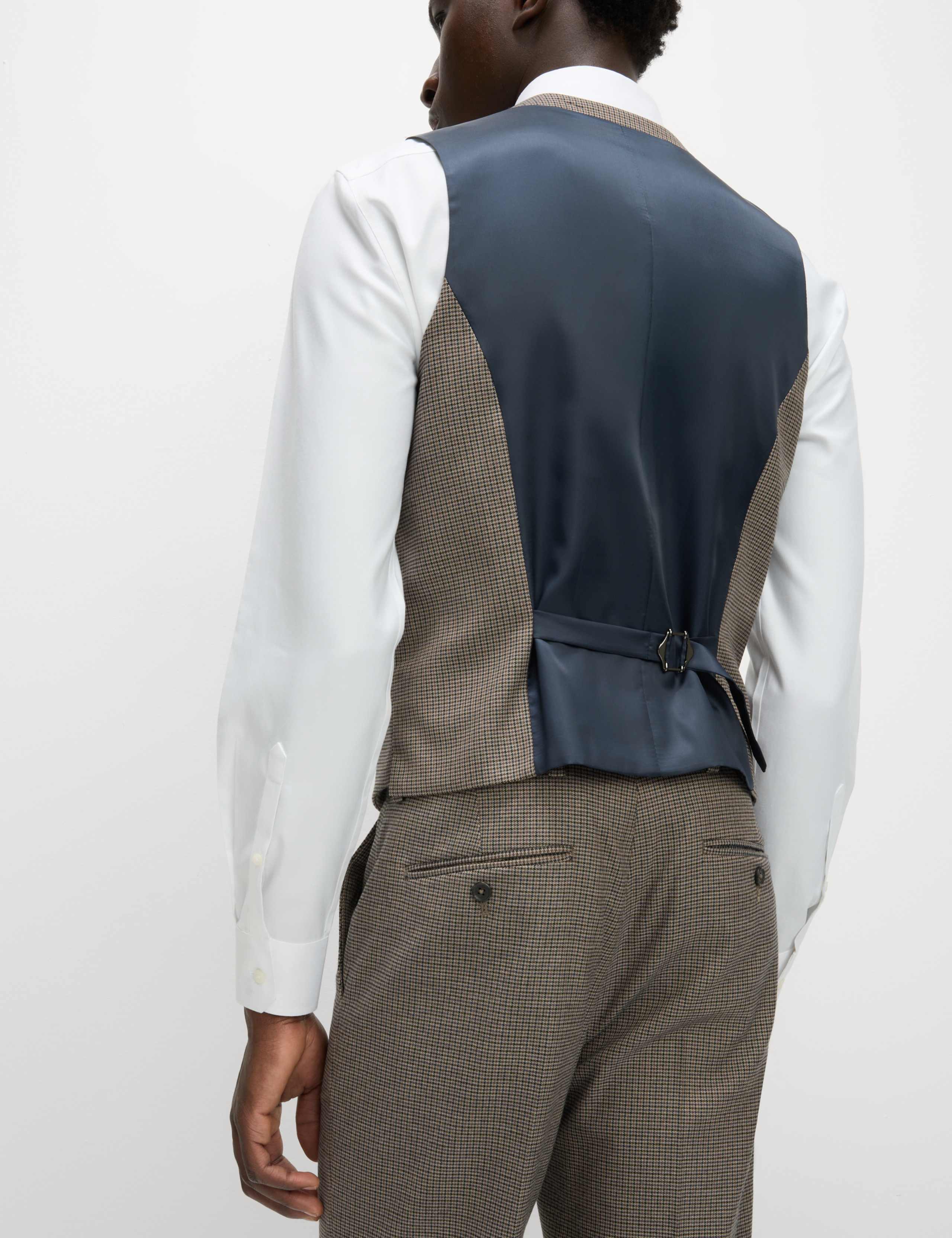 Regular Fit Puppytooth Waistcoat 3 of 6