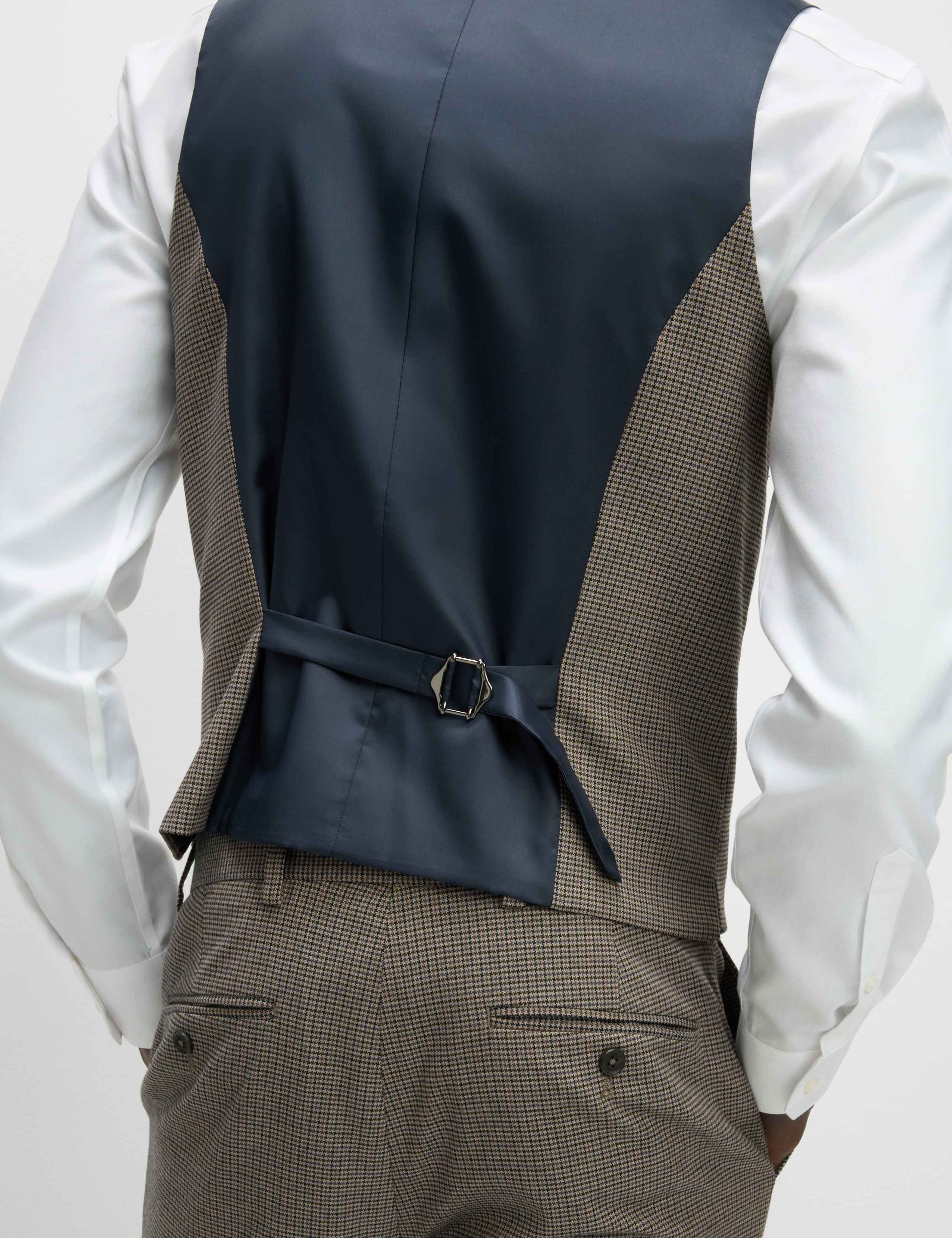 Regular Fit Puppytooth Waistcoat 5 of 6