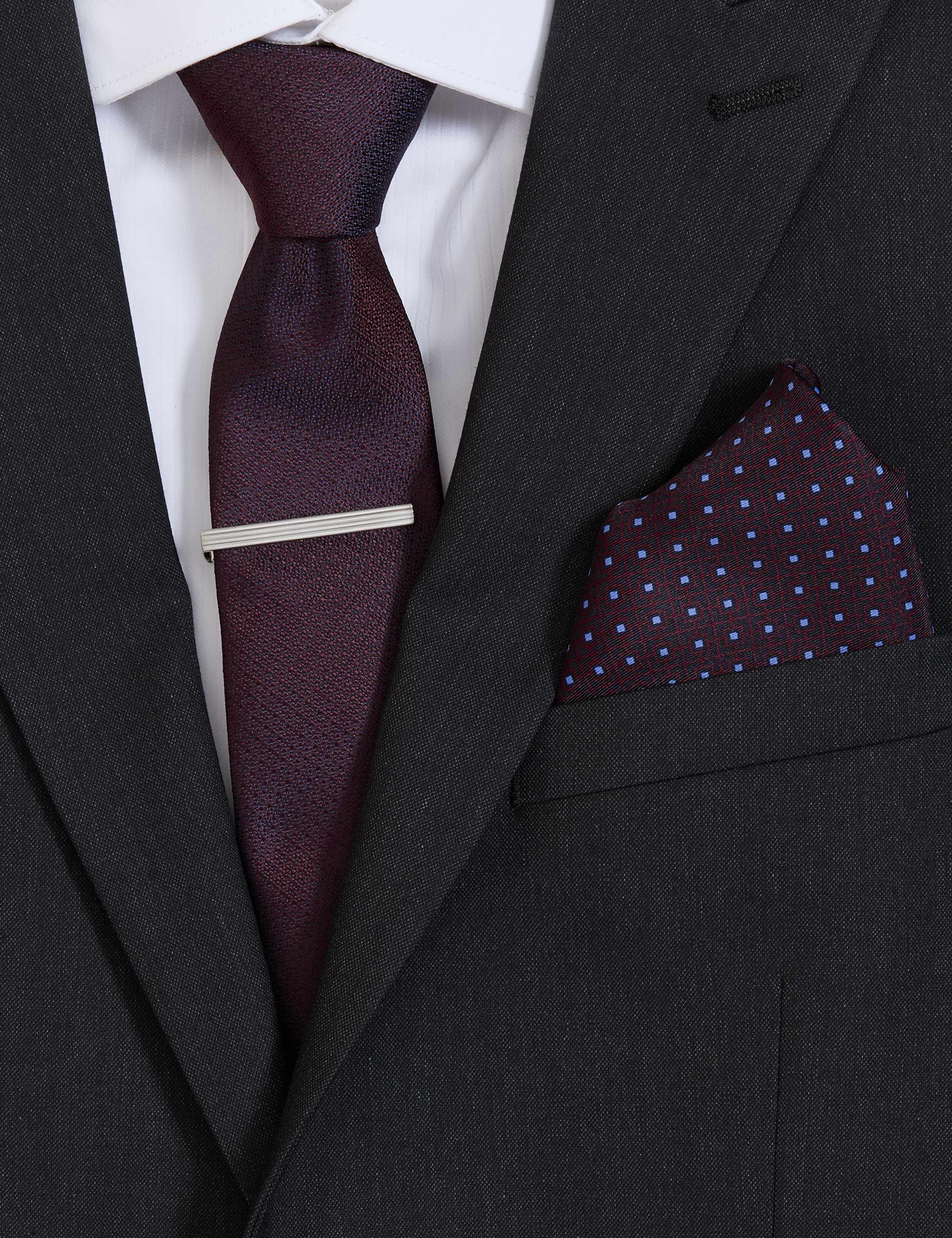 Geometric Tie, Pin and Pocket Square Set 2 of 3