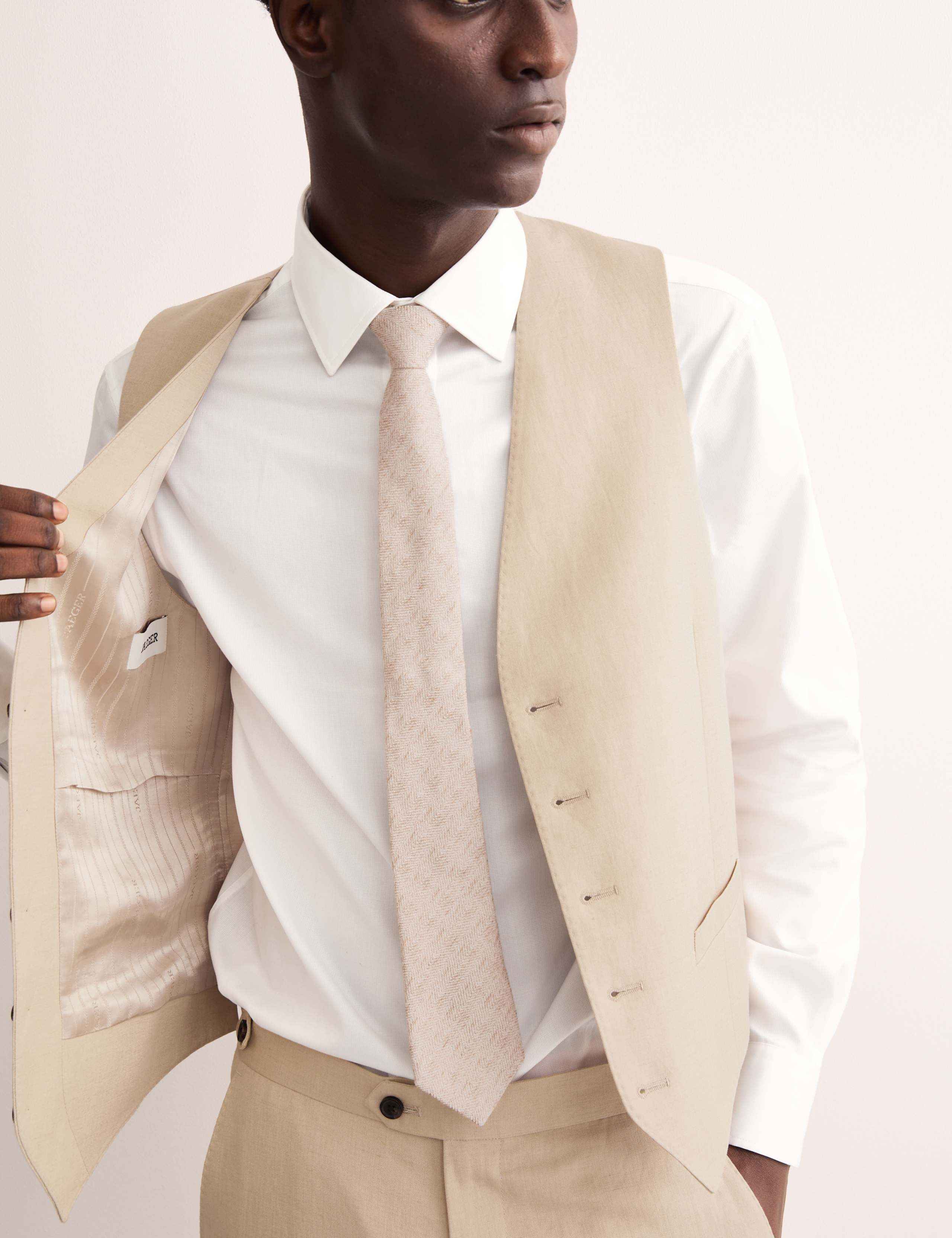 Tailored Fit Silk & Linen Blend Waistcoat 7 of 7