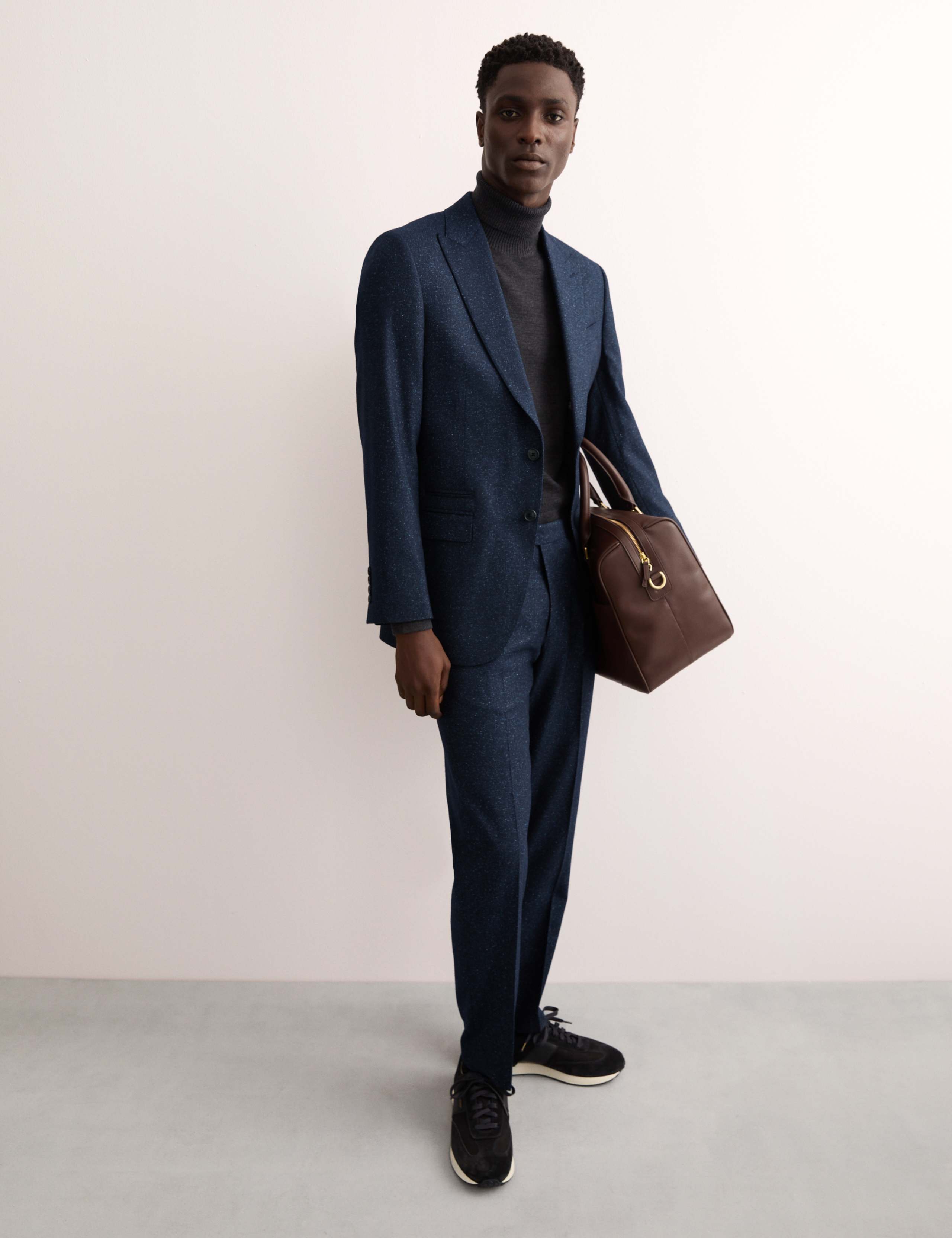 Tailored Fit Italian Wool Suit Jacket with Silk 1 of 9