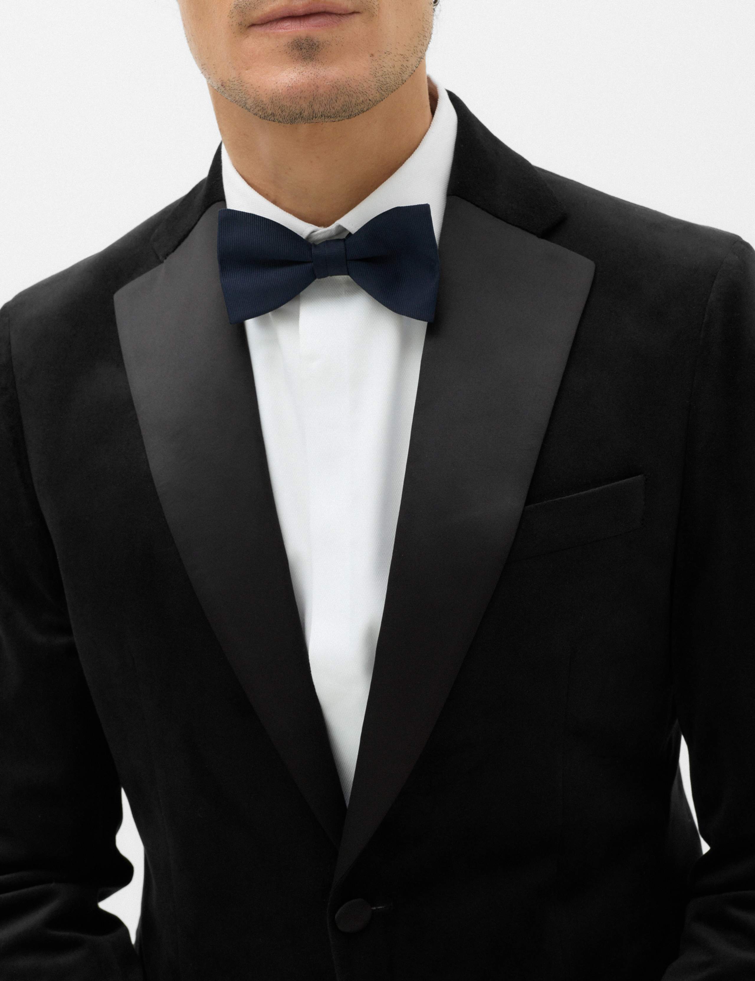 Tailored Fit Velvet Blazer 3 of 8