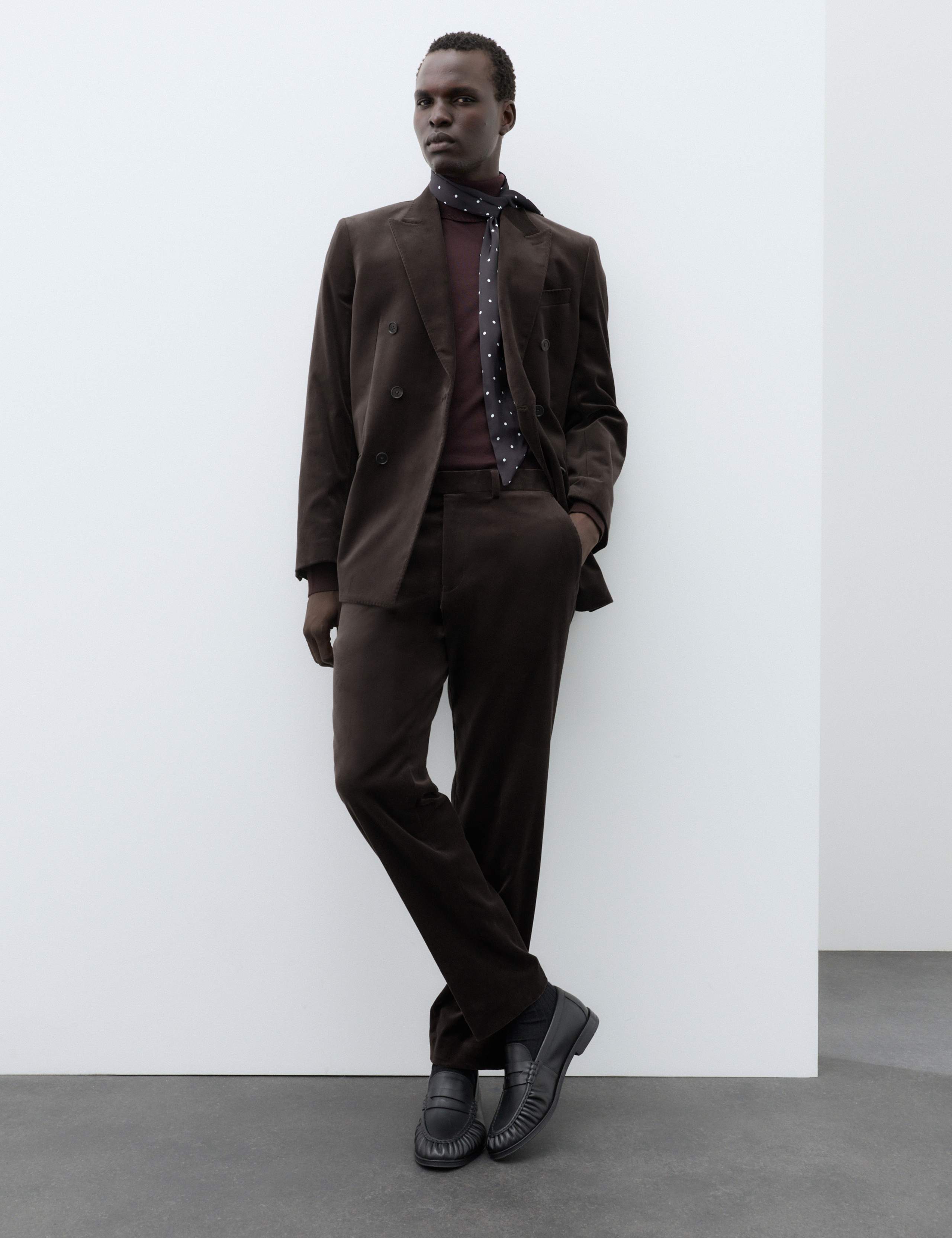 Cotton Rich Velvet Trousers with Stretch 5 of 7