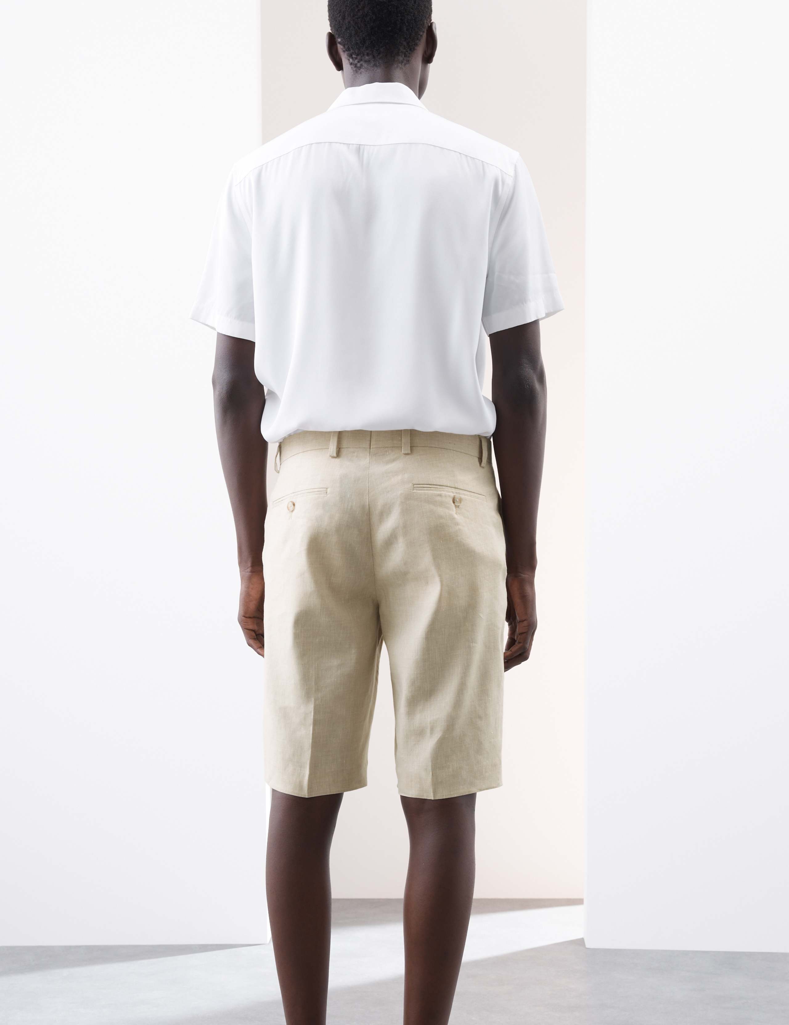 Tailored Fit Italian Performance Linen Blend Suit Shorts 7 of 9