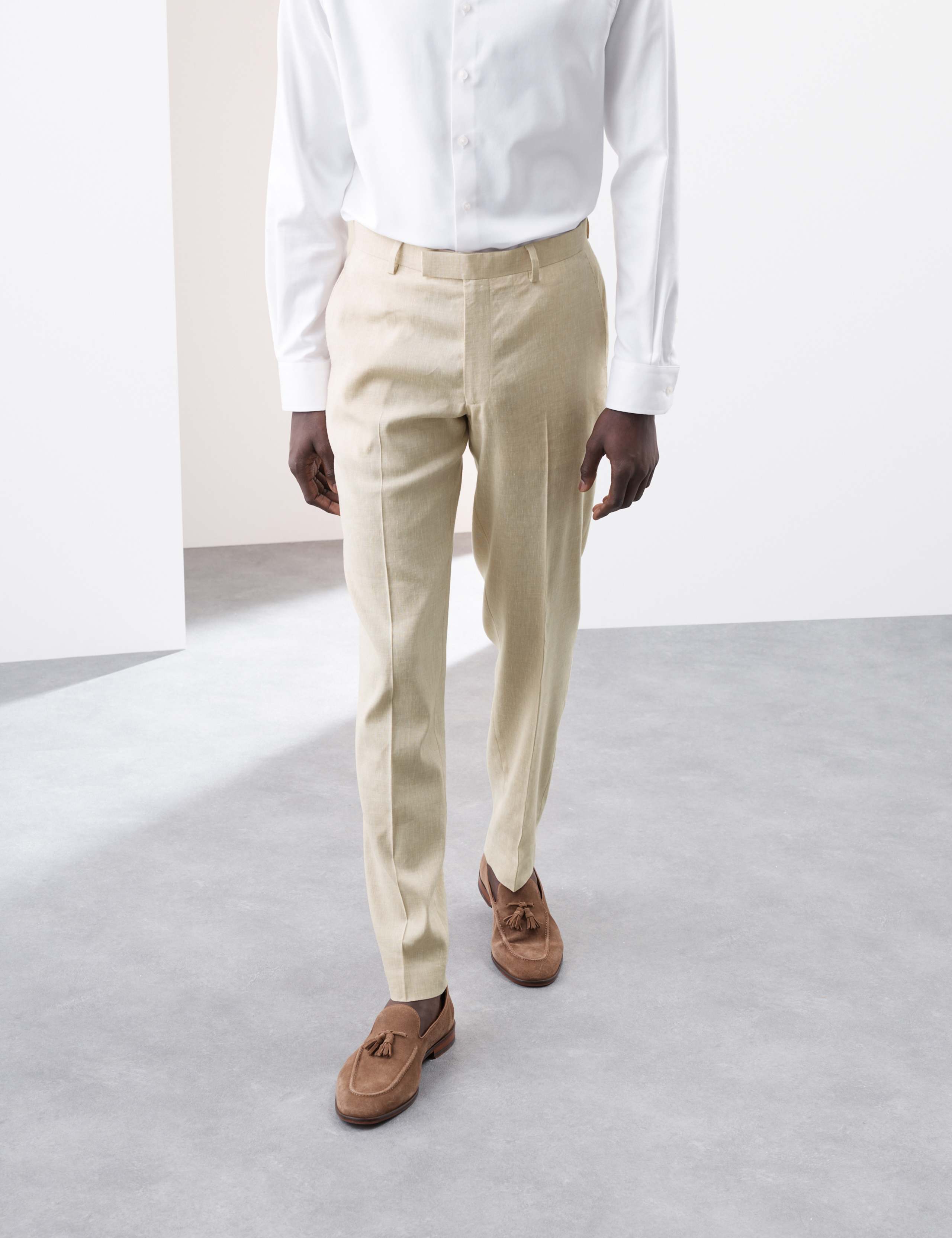Tailored Fit Italian Performance Linen Blend Suit Trousers 6 of 9