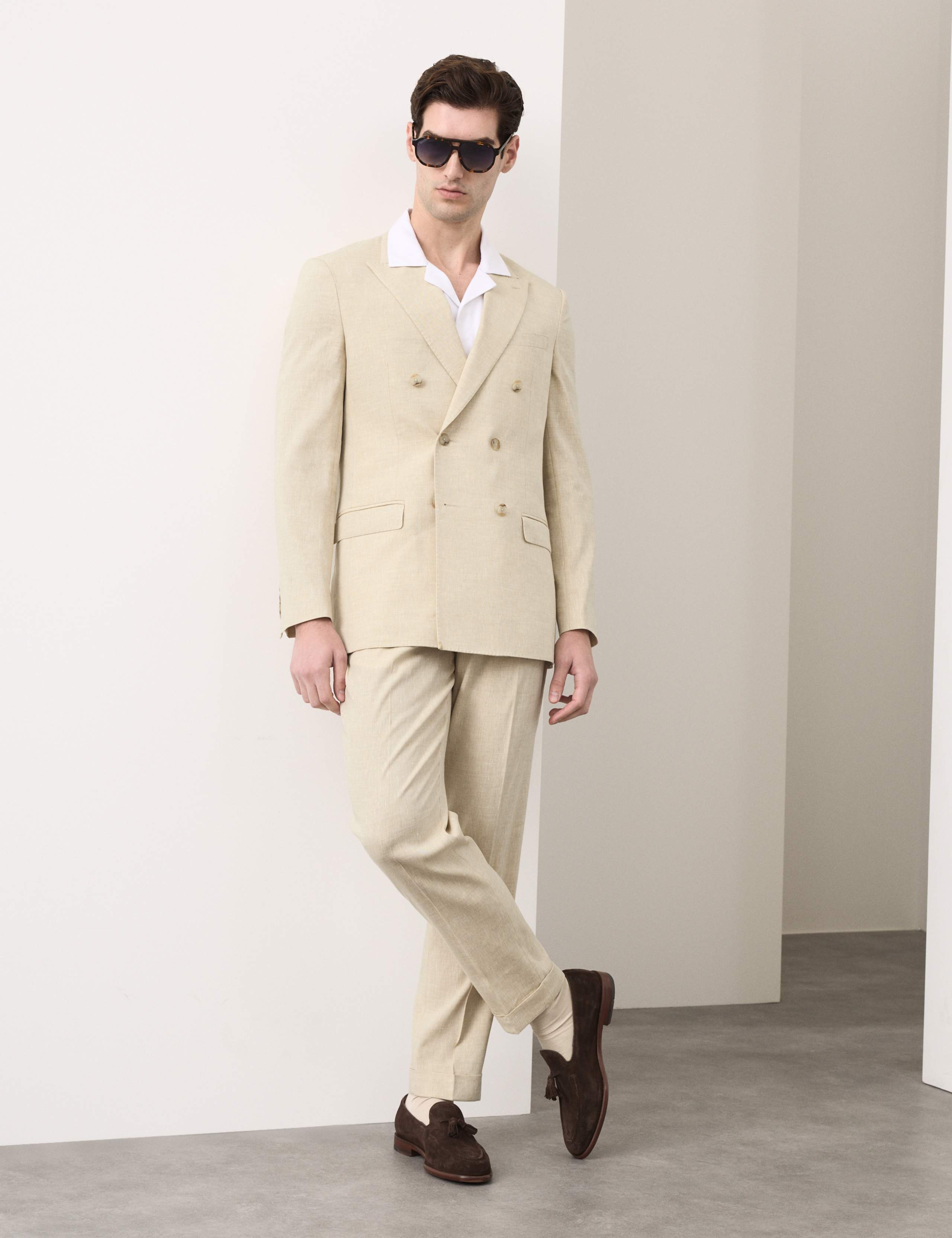 Tailored Fit Linen Rich Trousers 7 of 8