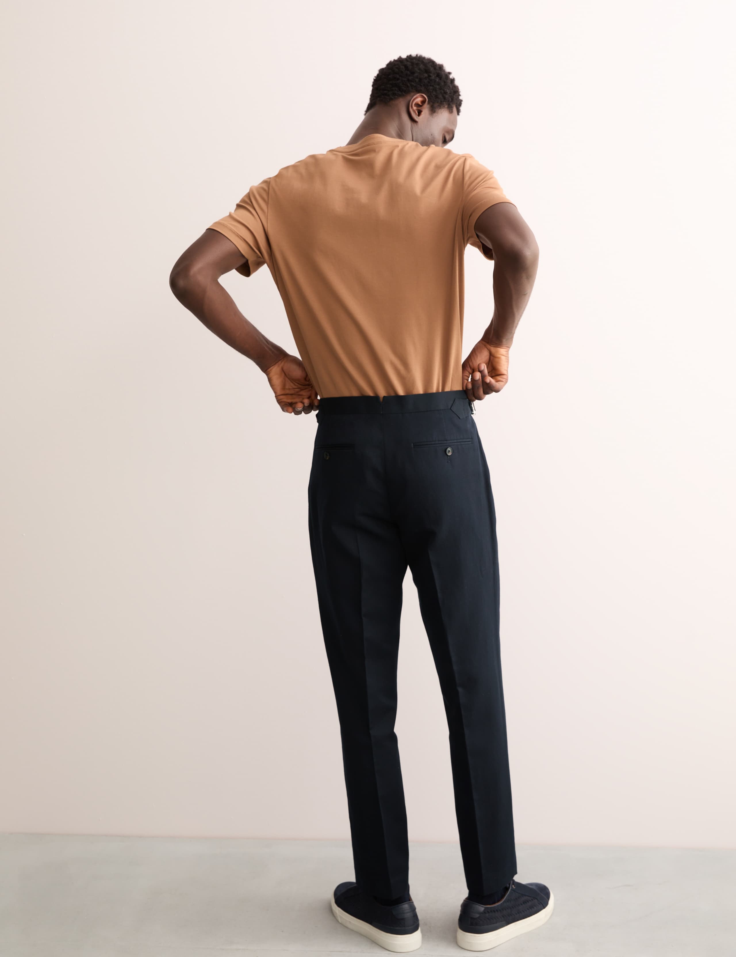 Tailored Fit Twill Cotton Linen Trousers 5 of 8