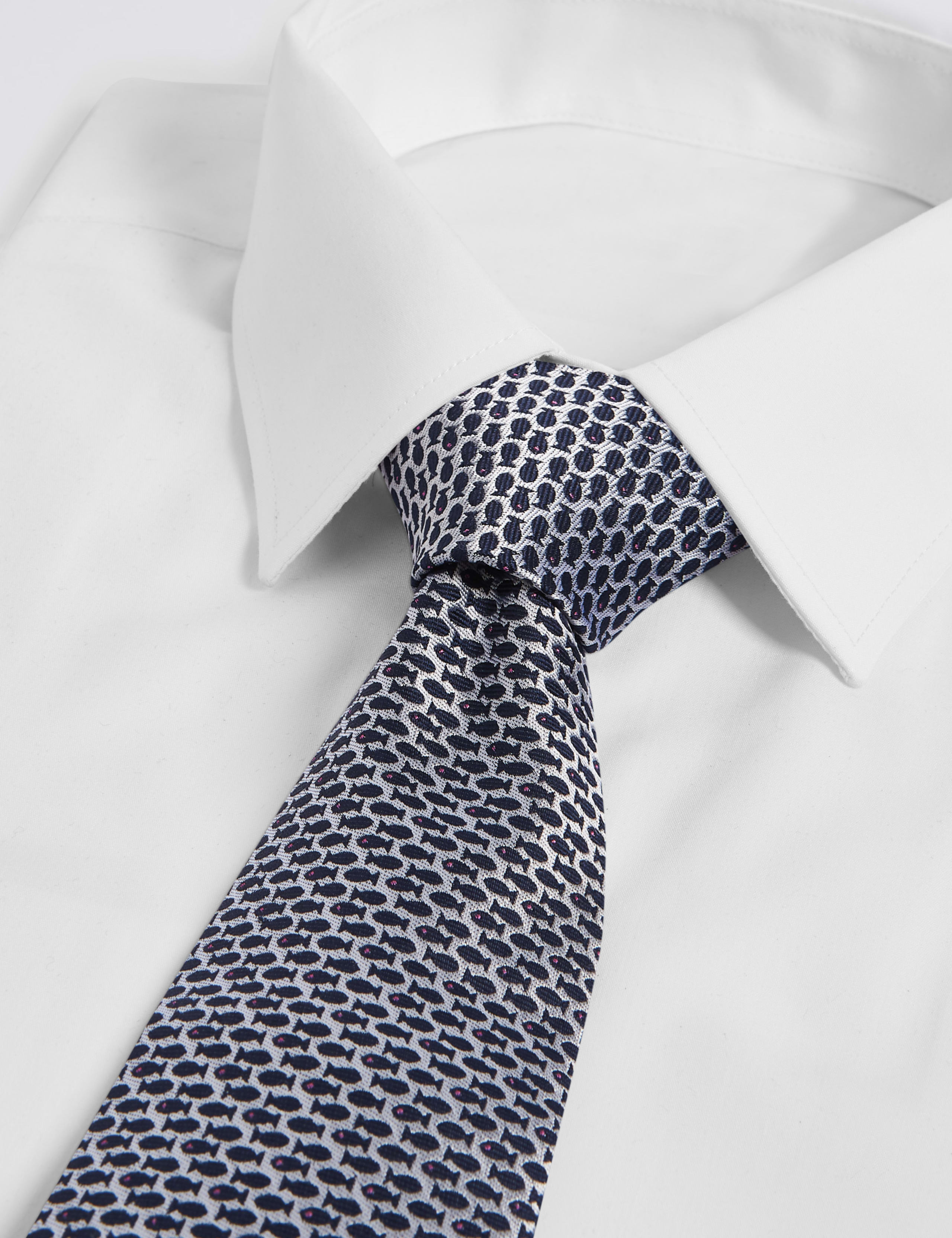 Pure Silk Micro Fish Tie 2 of 3