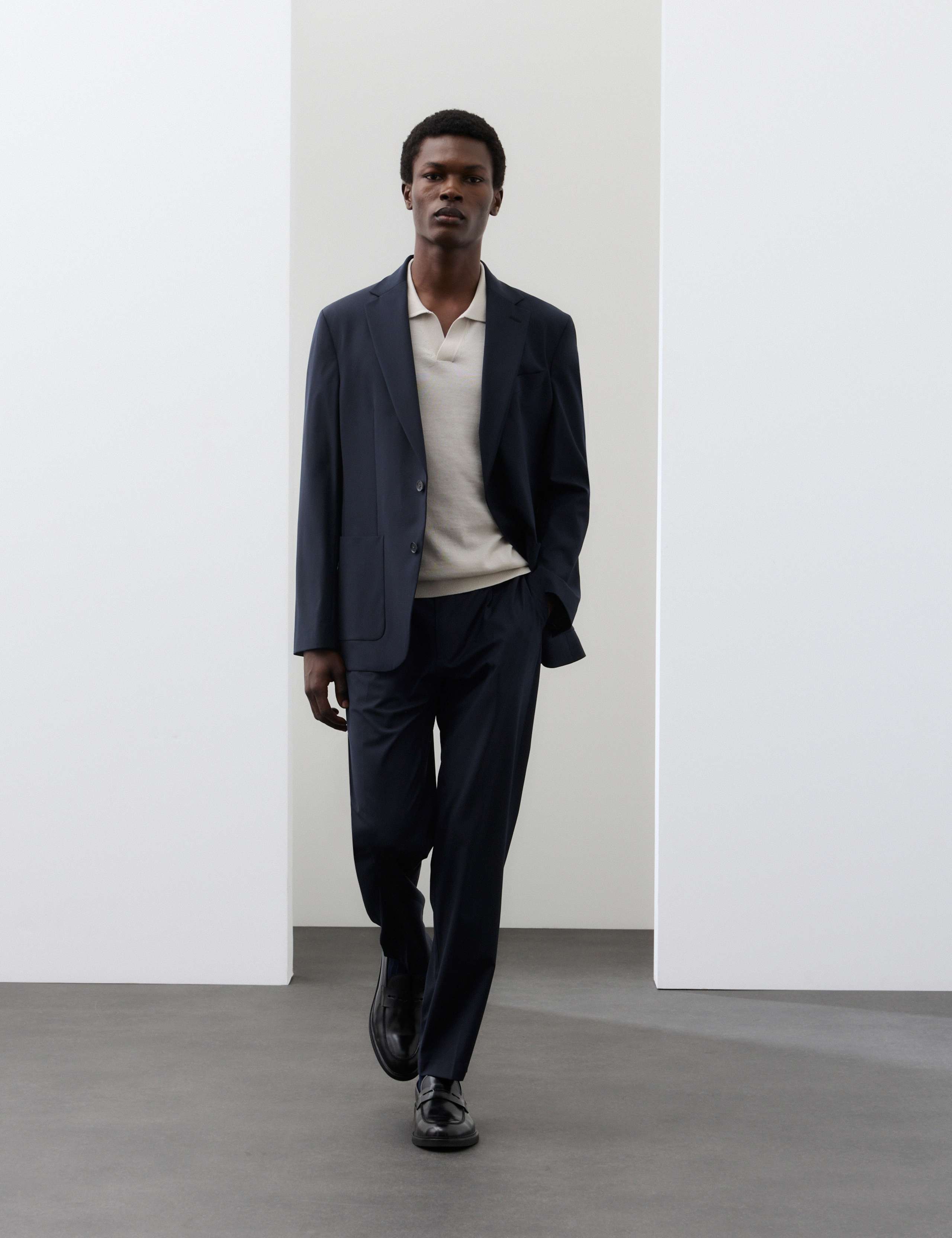 Tailored Fit Performance Blazer 4 of 7