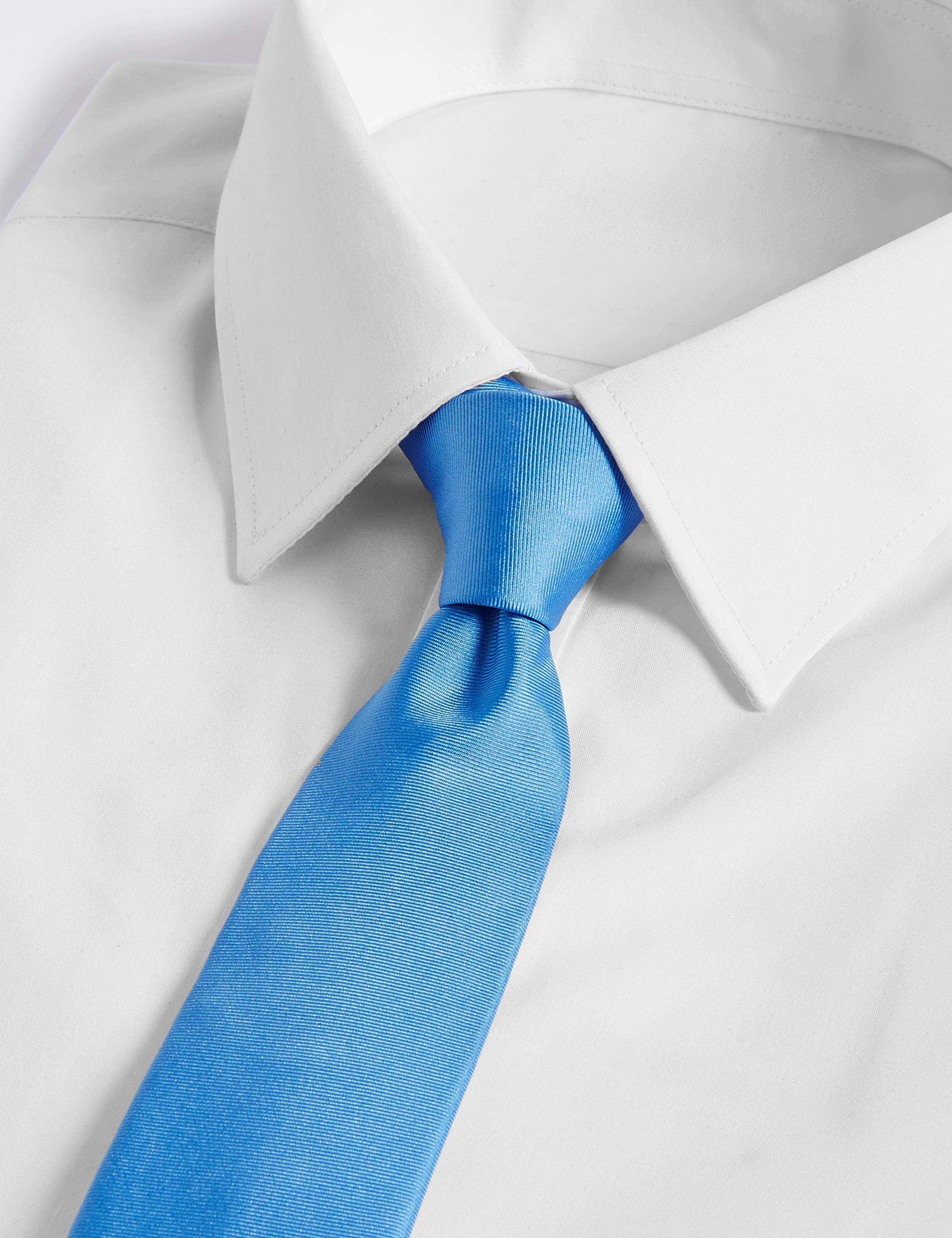 Slim Pure Silk Tie 2 of 3