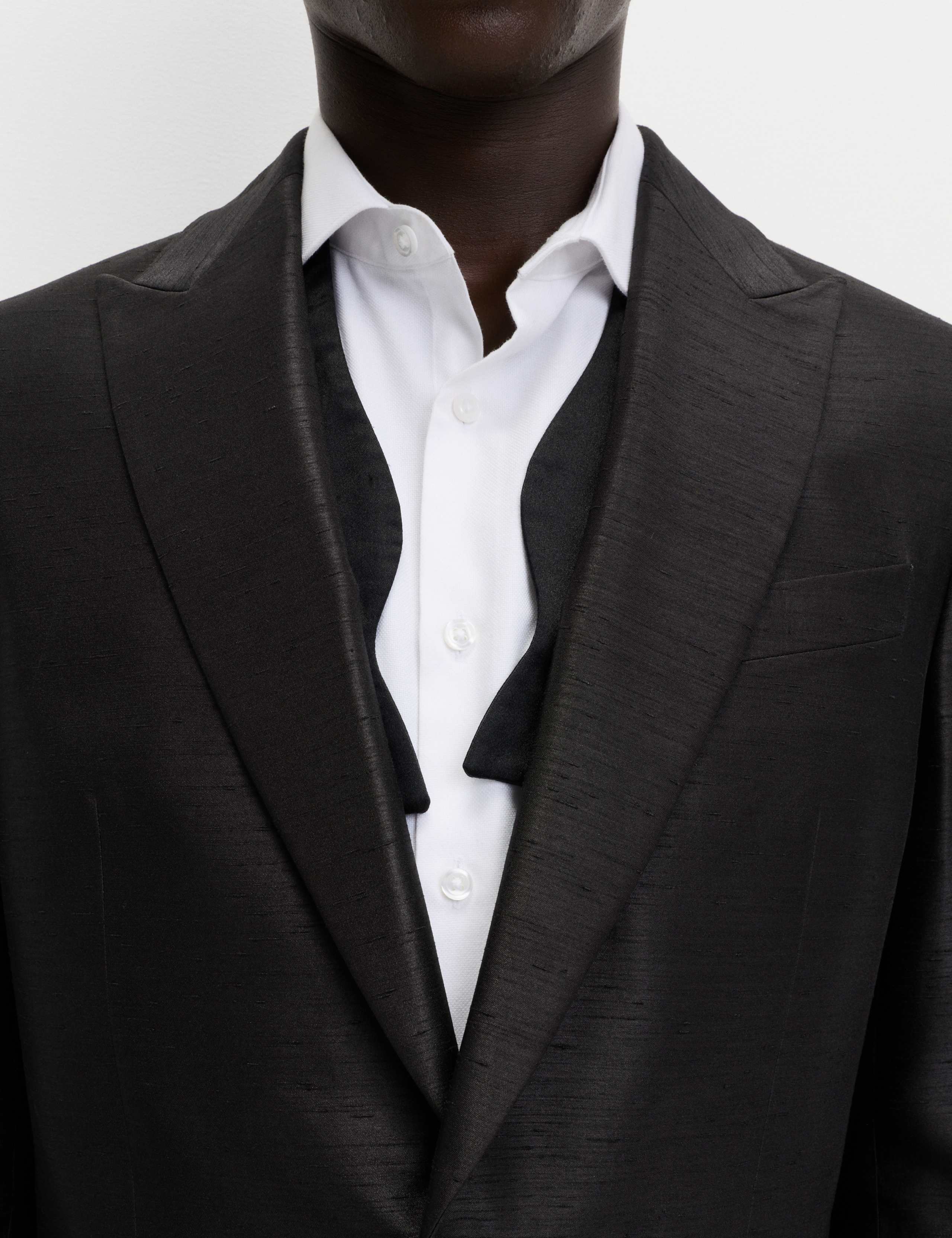 Tailored Fit Textured Sheen Tuxedo Jacket 5 of 6