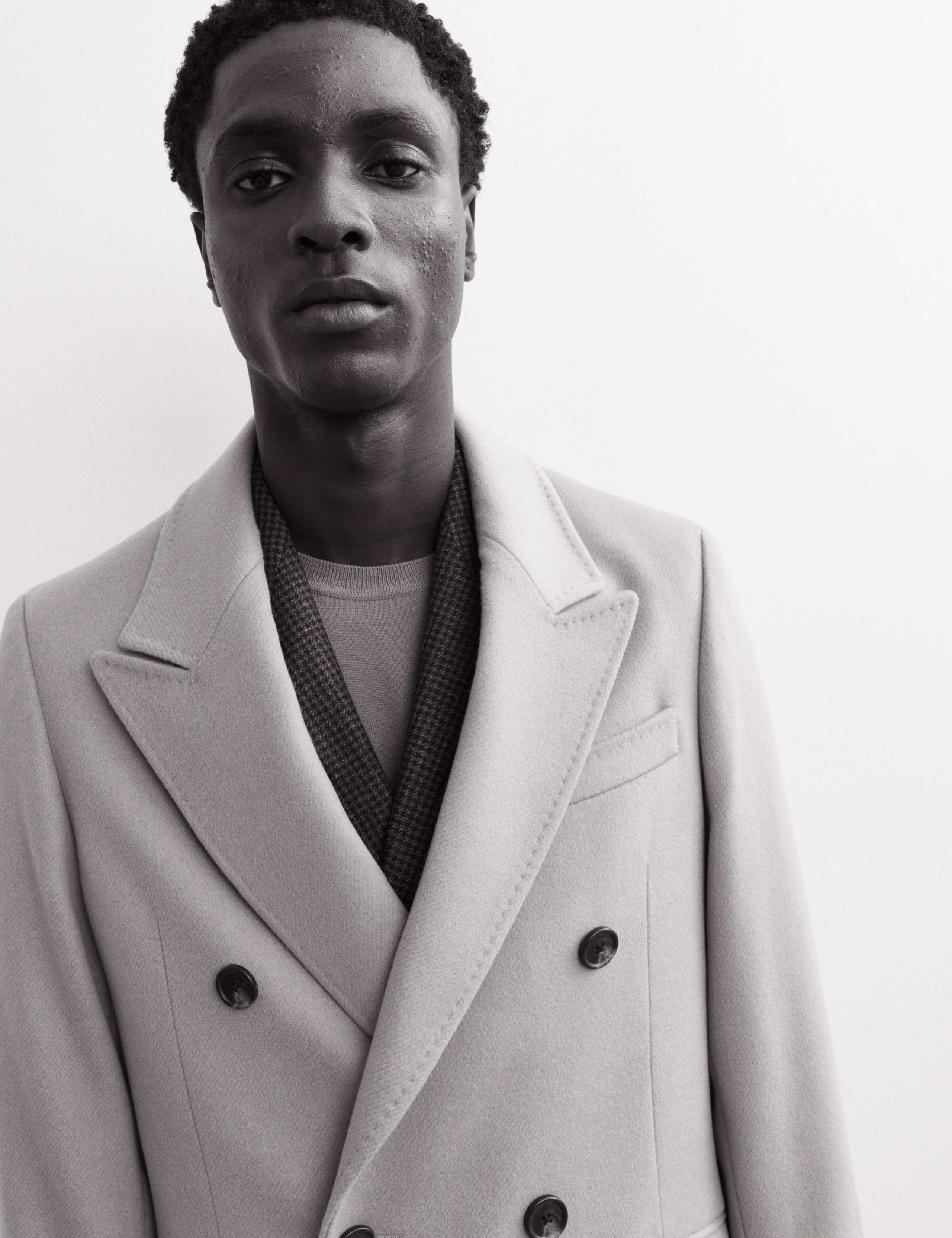 Cashmere and Italian Wool Blend Revere Coat 4 of 9