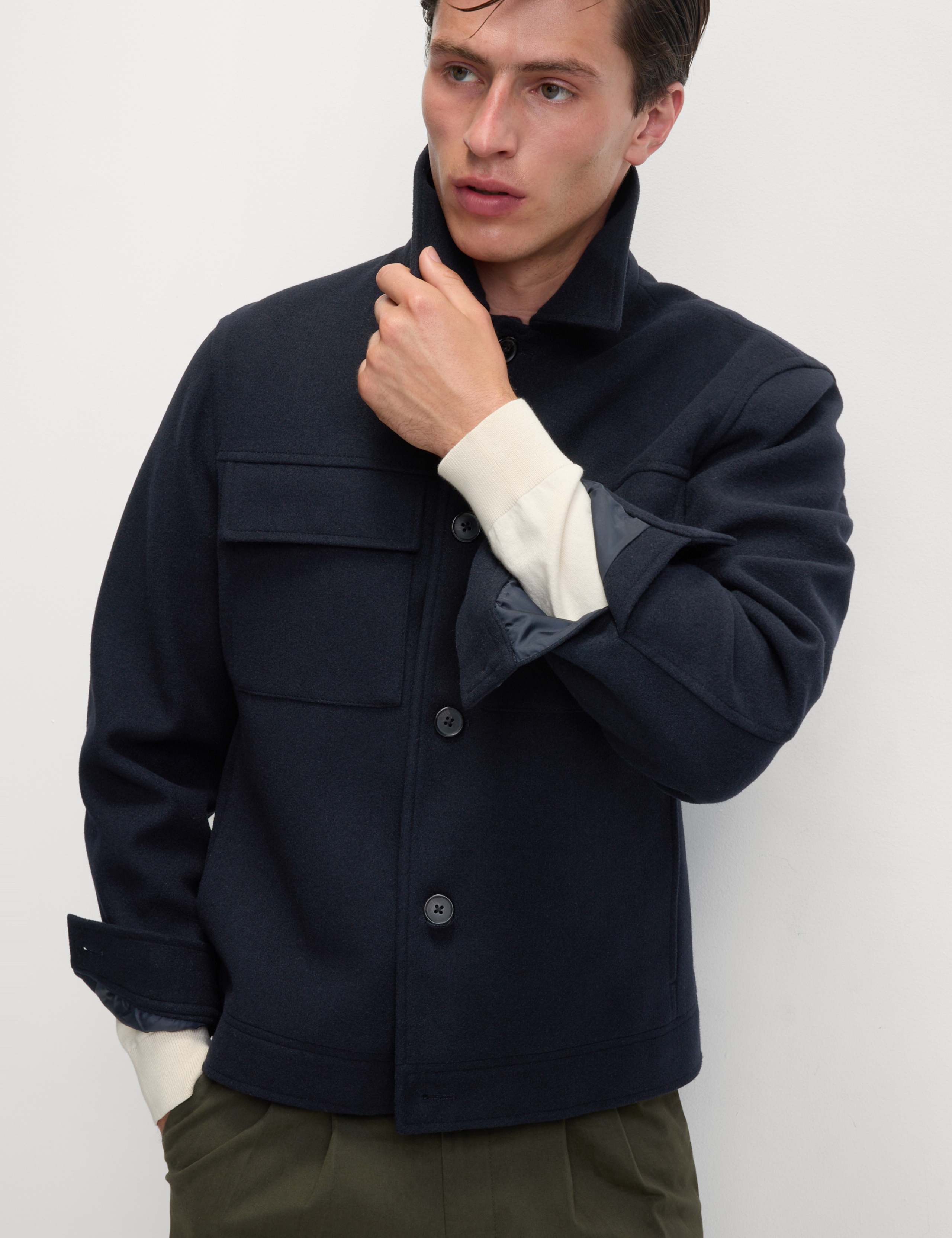 PV Short Jacket 3 of 6
