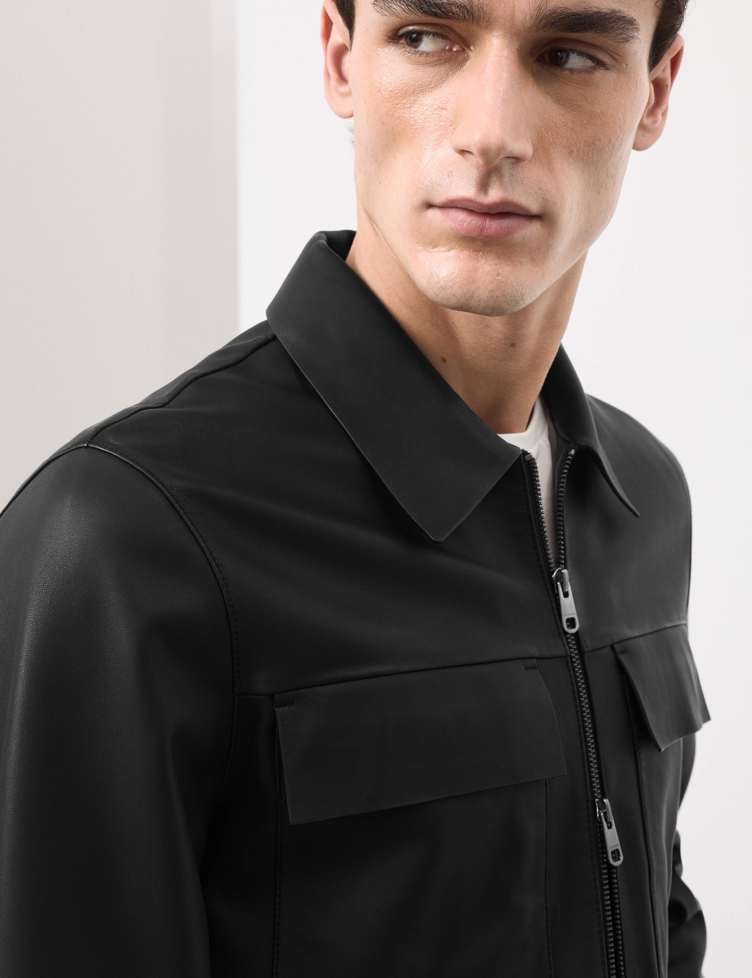 Lightweight Leather Jacket 3 of 6