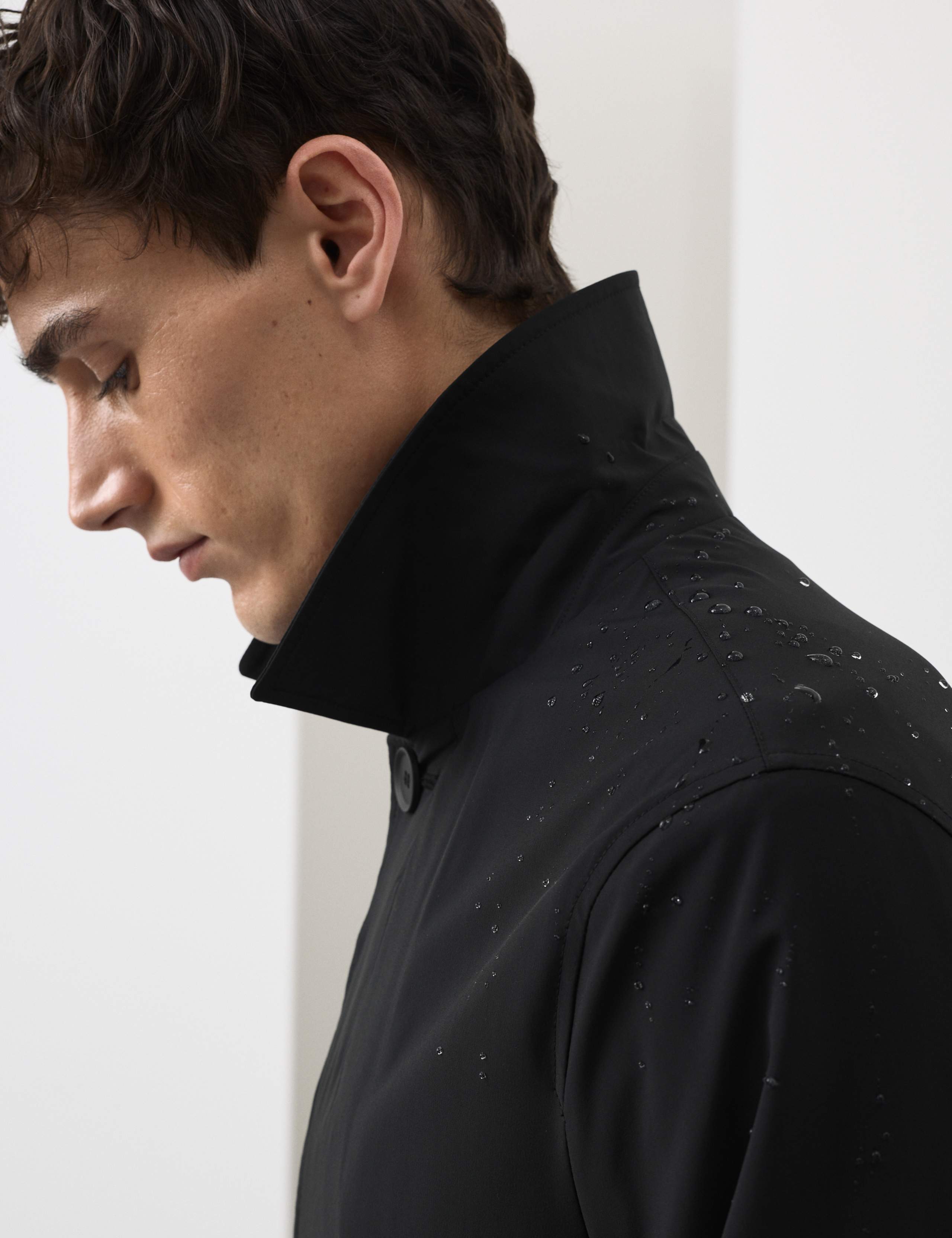 Lightweight Performance Packable Mac 3 of 7