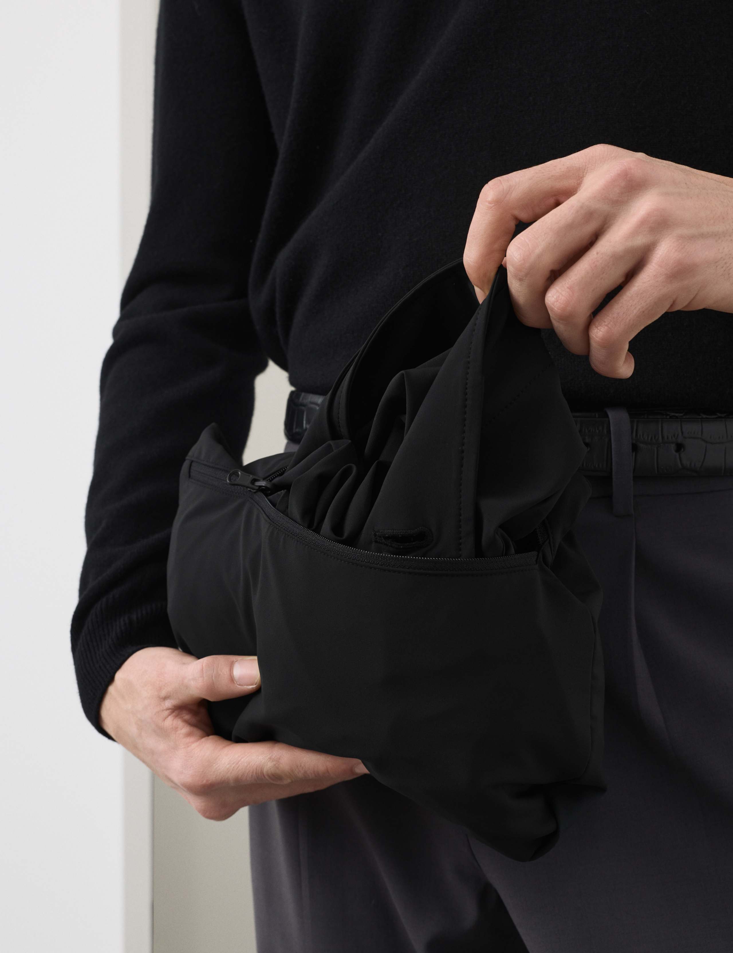 Lightweight Performance Packable Mac 4 of 7