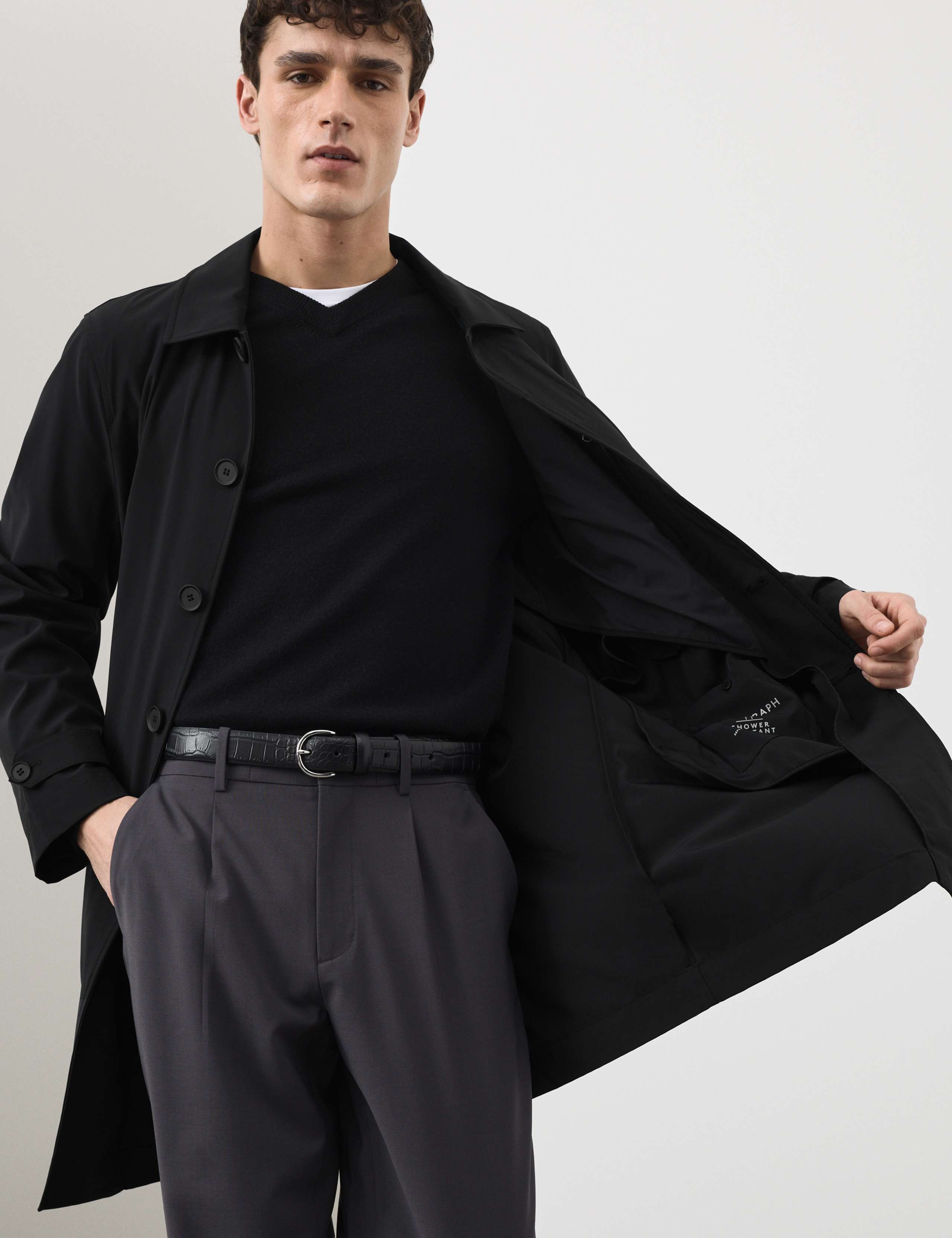 Lightweight Performance Packable Mac 5 of 7