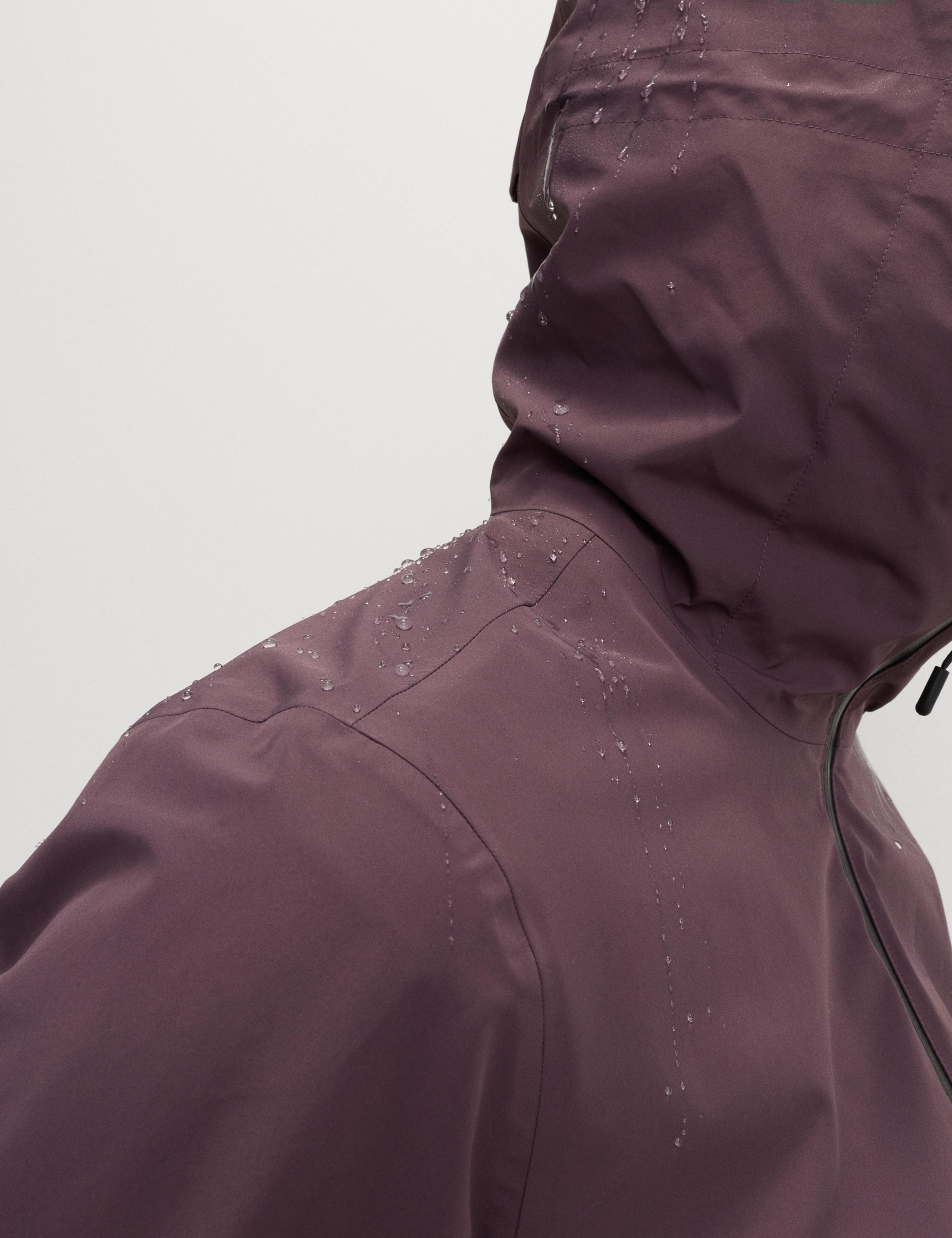 Fully Waterproof Jacket with Taped Seams 7 of 7