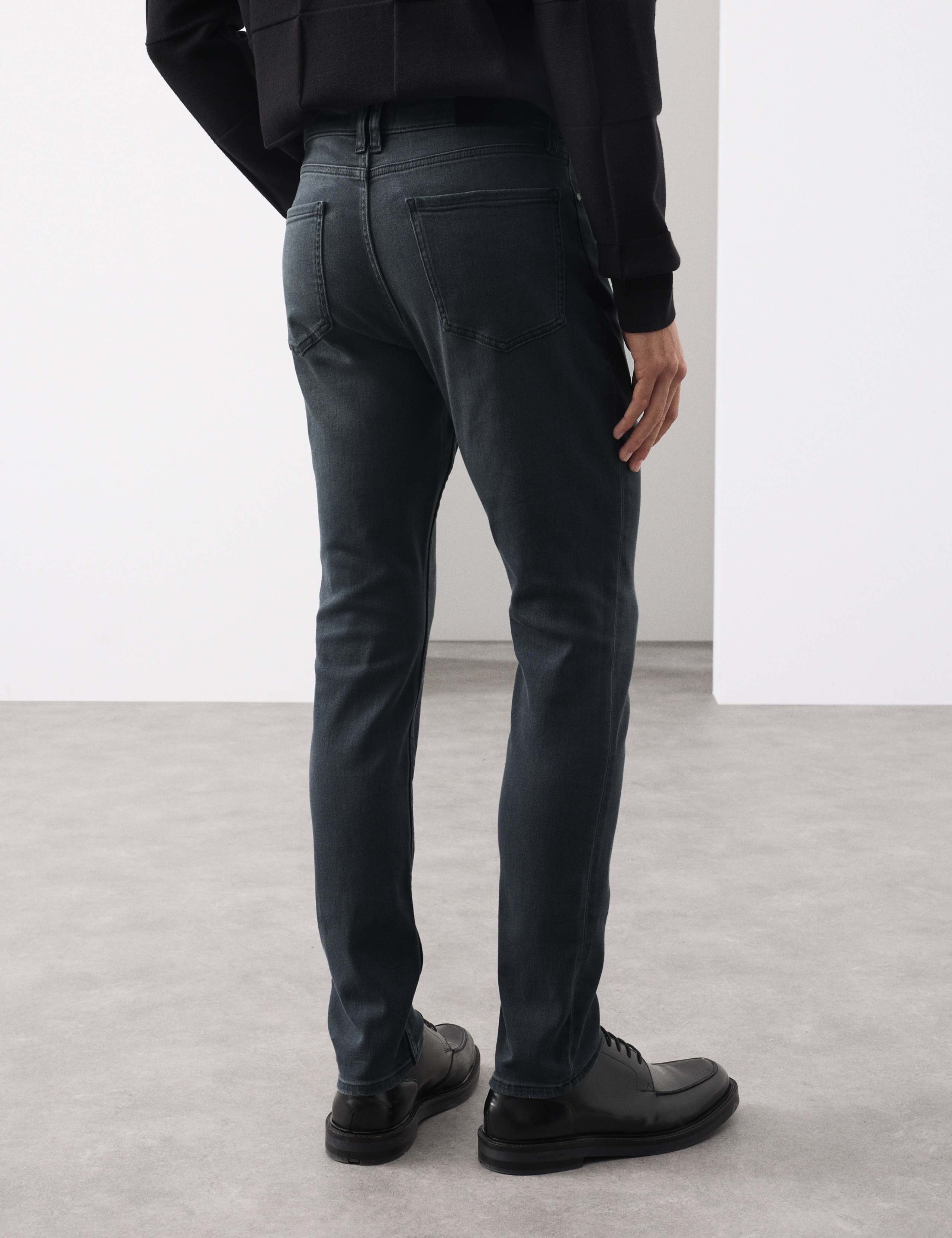 Slim Fit Italian Jeans 3 of 6