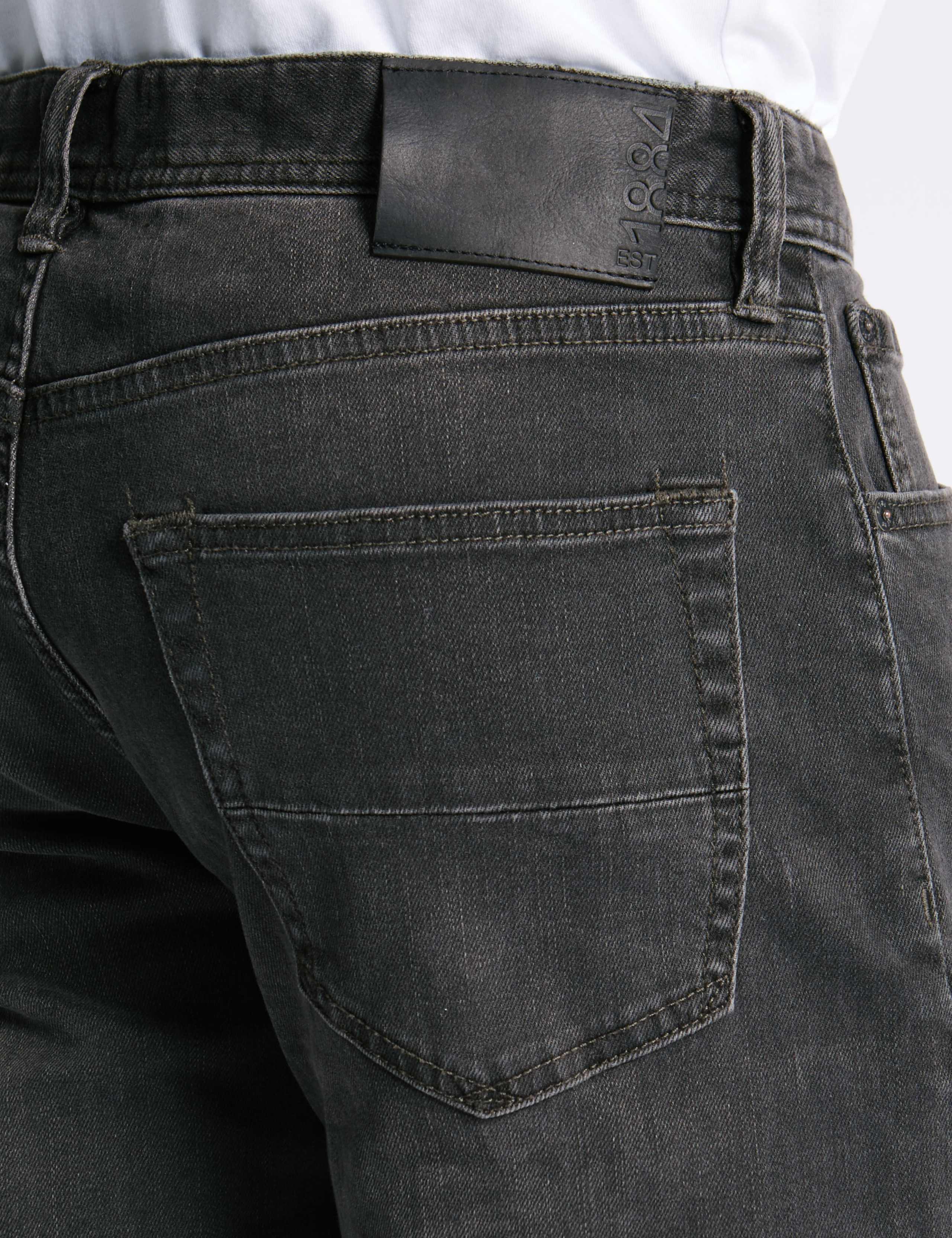 Slim Fit Stretch Jeans 4 of 4
