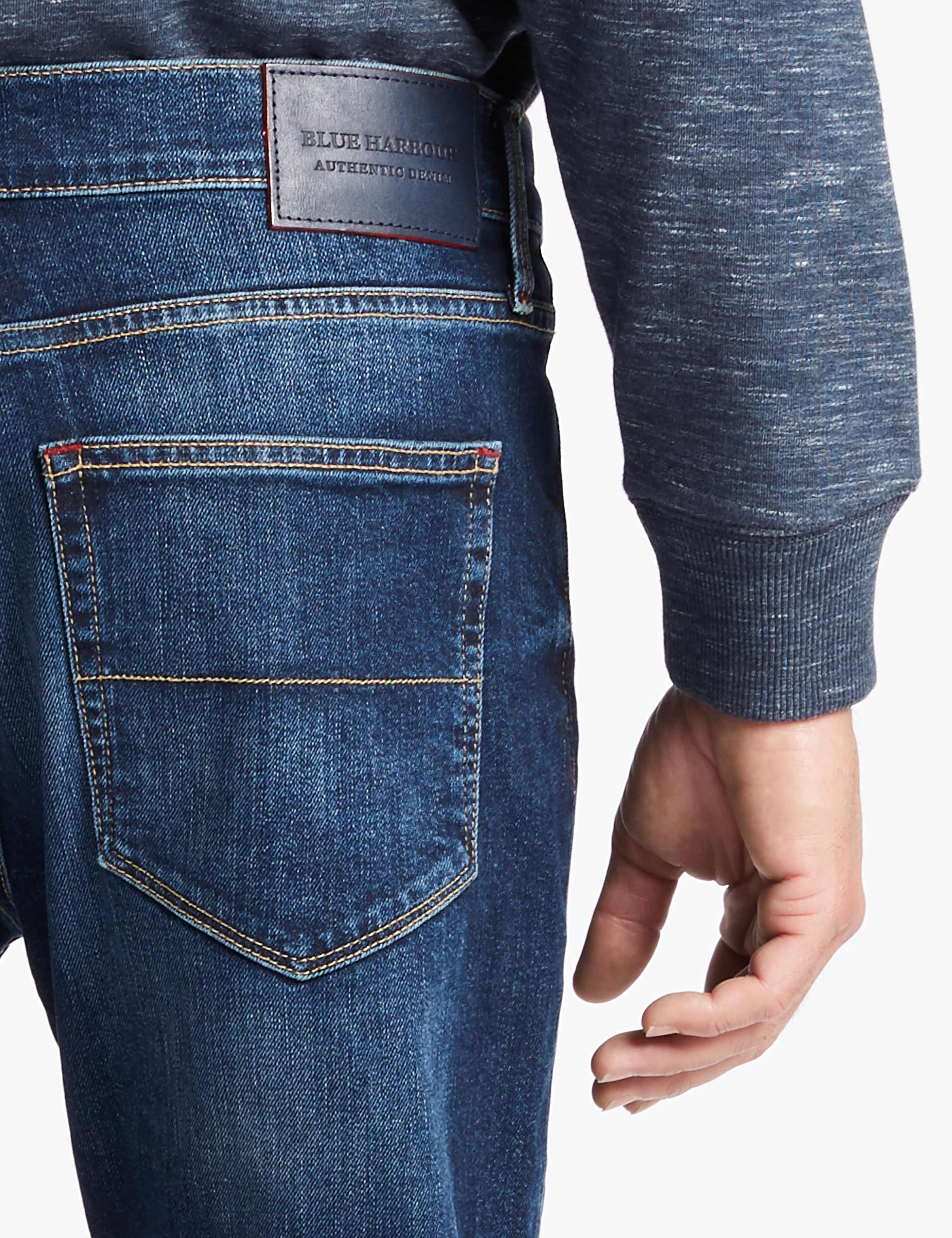 Tapered Fit Stretch Jeans 5 of 6
