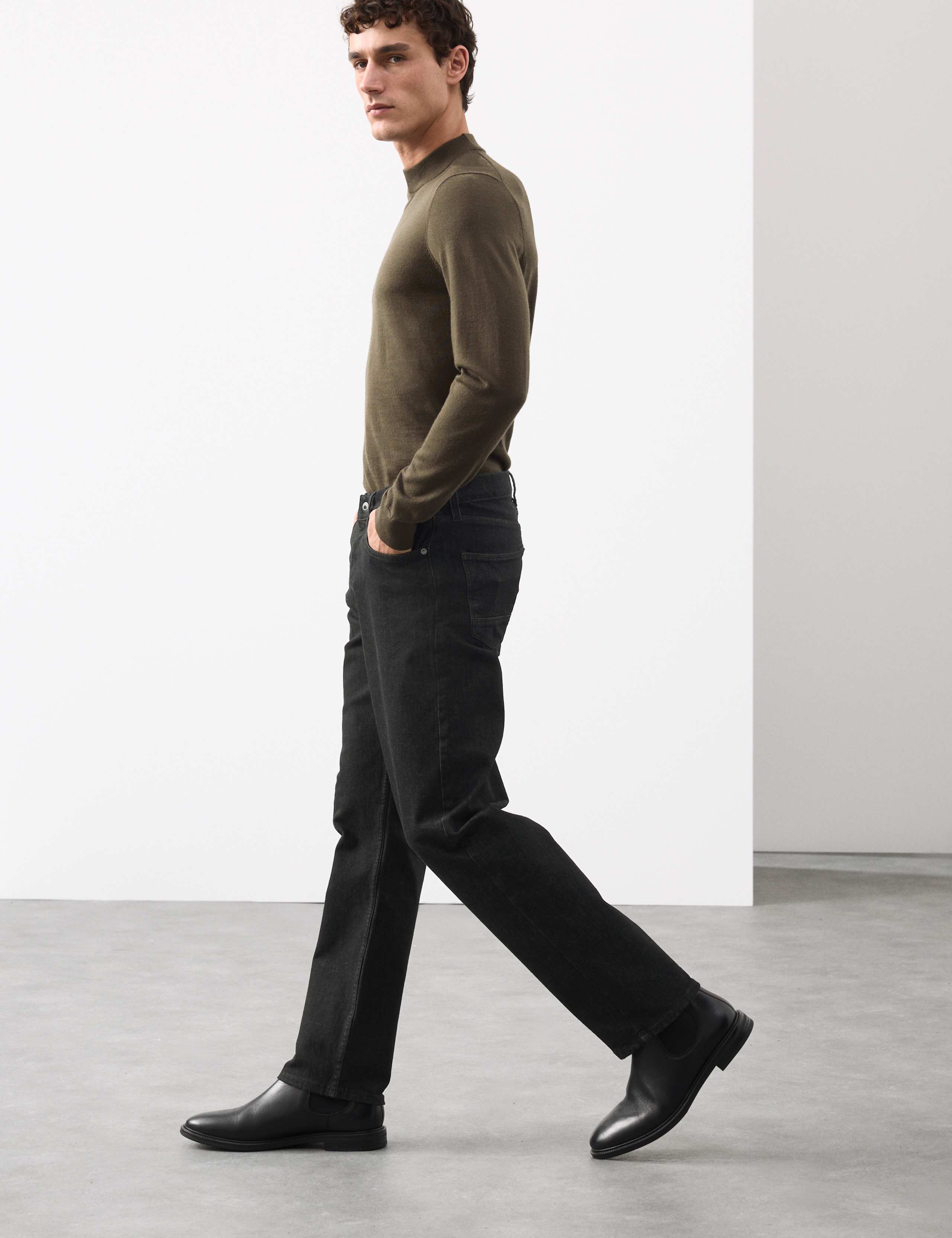 Straight Fit 360 Flex Stretch Jeans 4 of 6