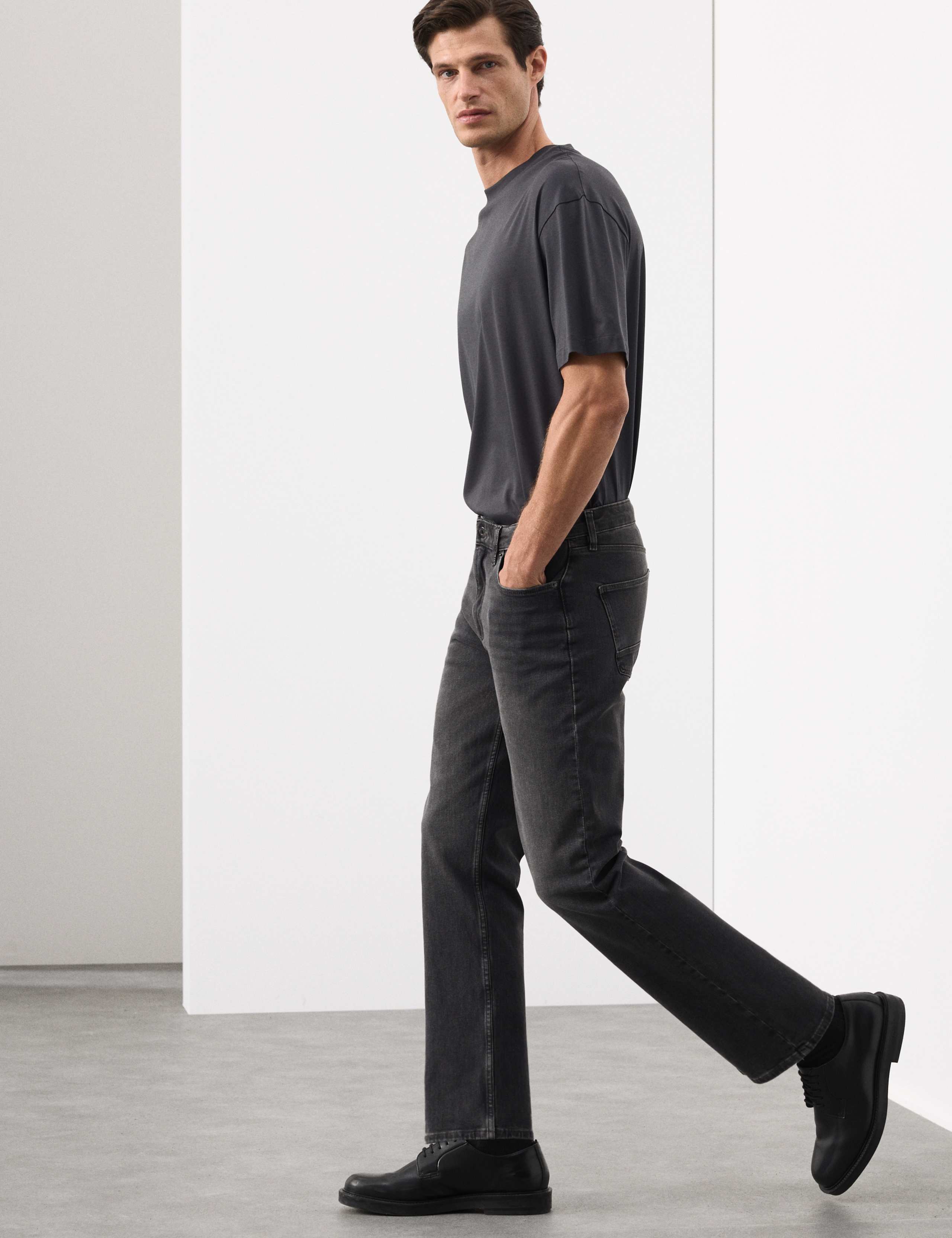 Straight Fit 360 Flex Stretch Jeans 5 of 7