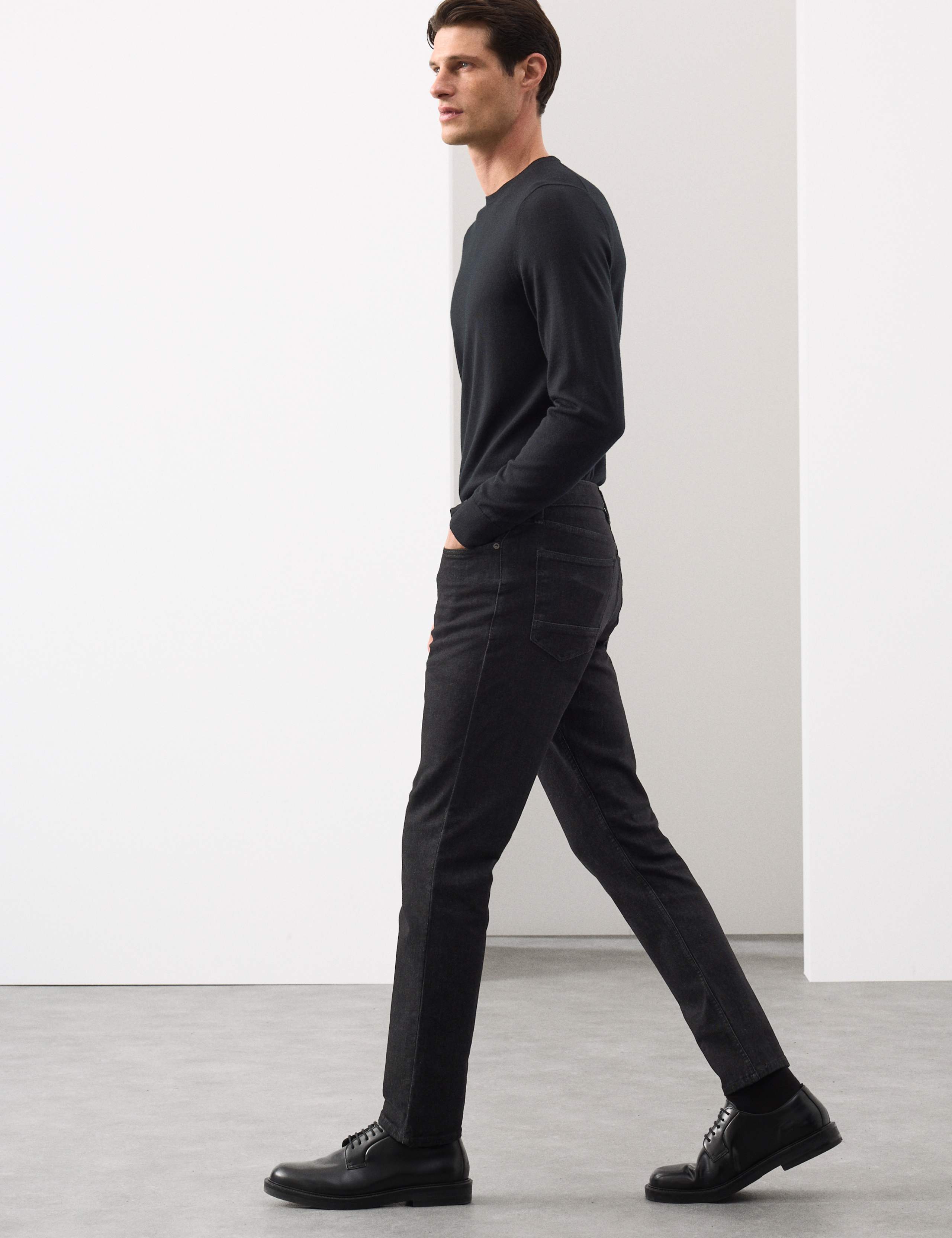 Slim Fit 360 Flex Stretch Jeans 4 of 6