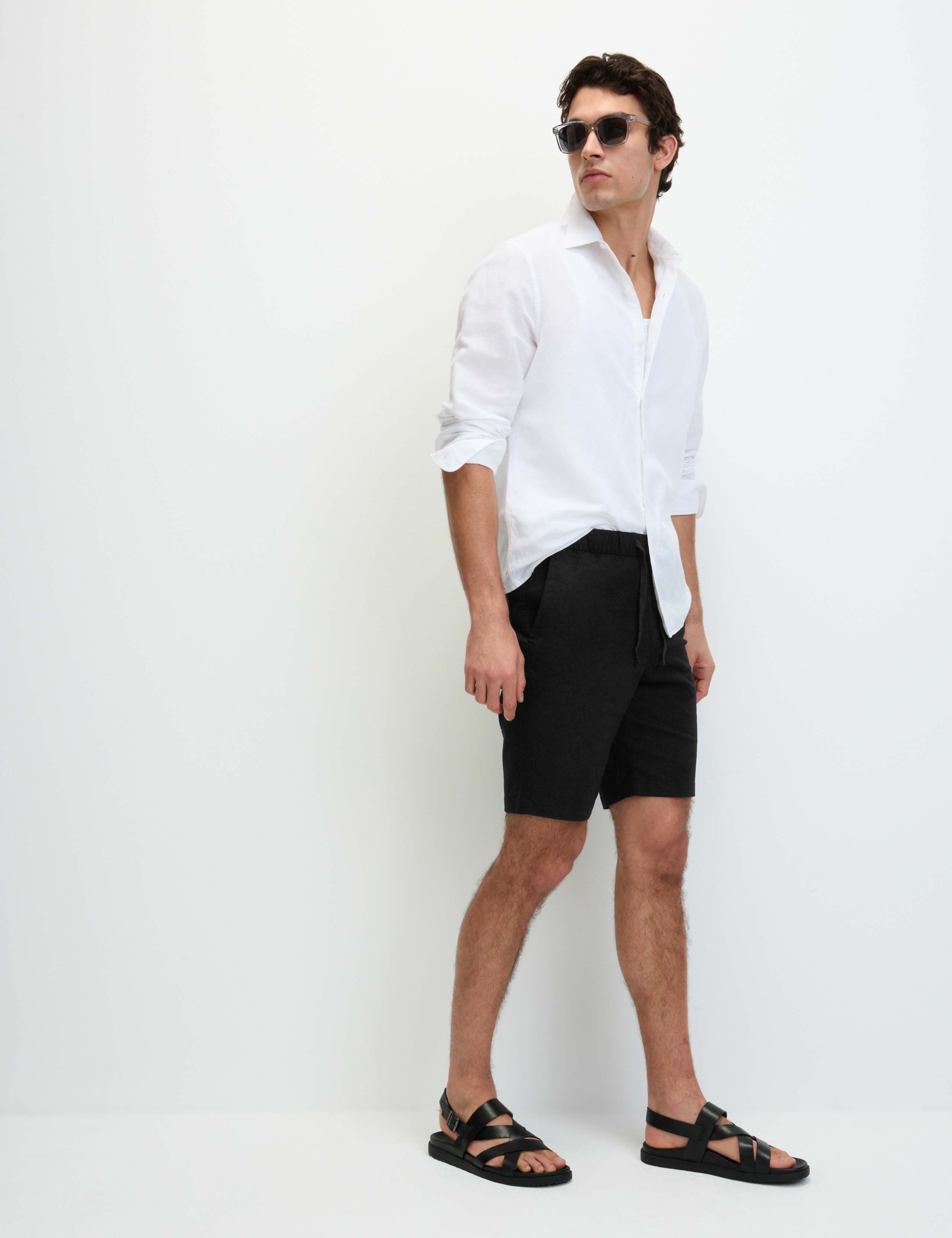 Cotton Linen Blend Elasticated Waist Shorts 3 of 7