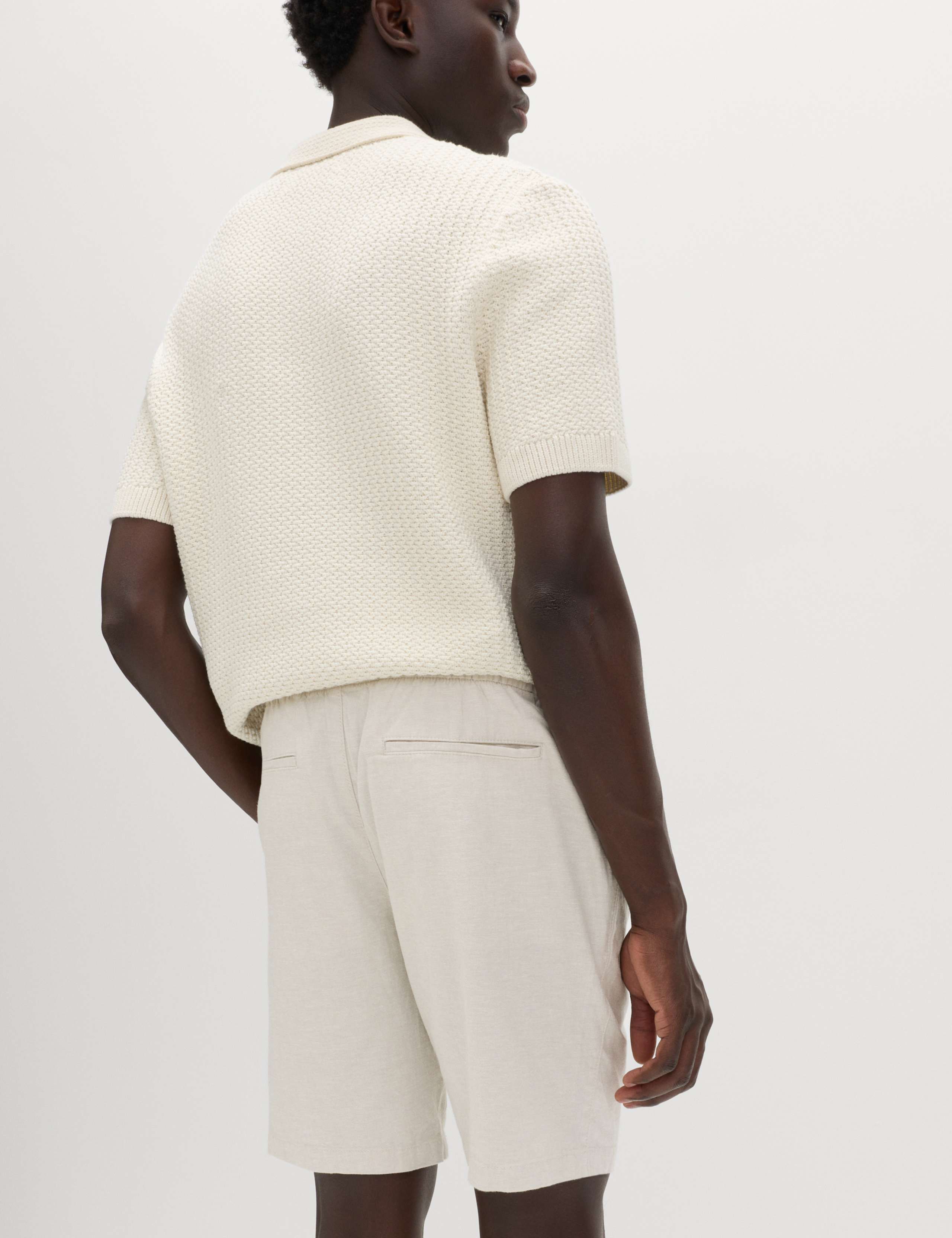 Cotton Linen Blend Stretch Shorts 4 of 5