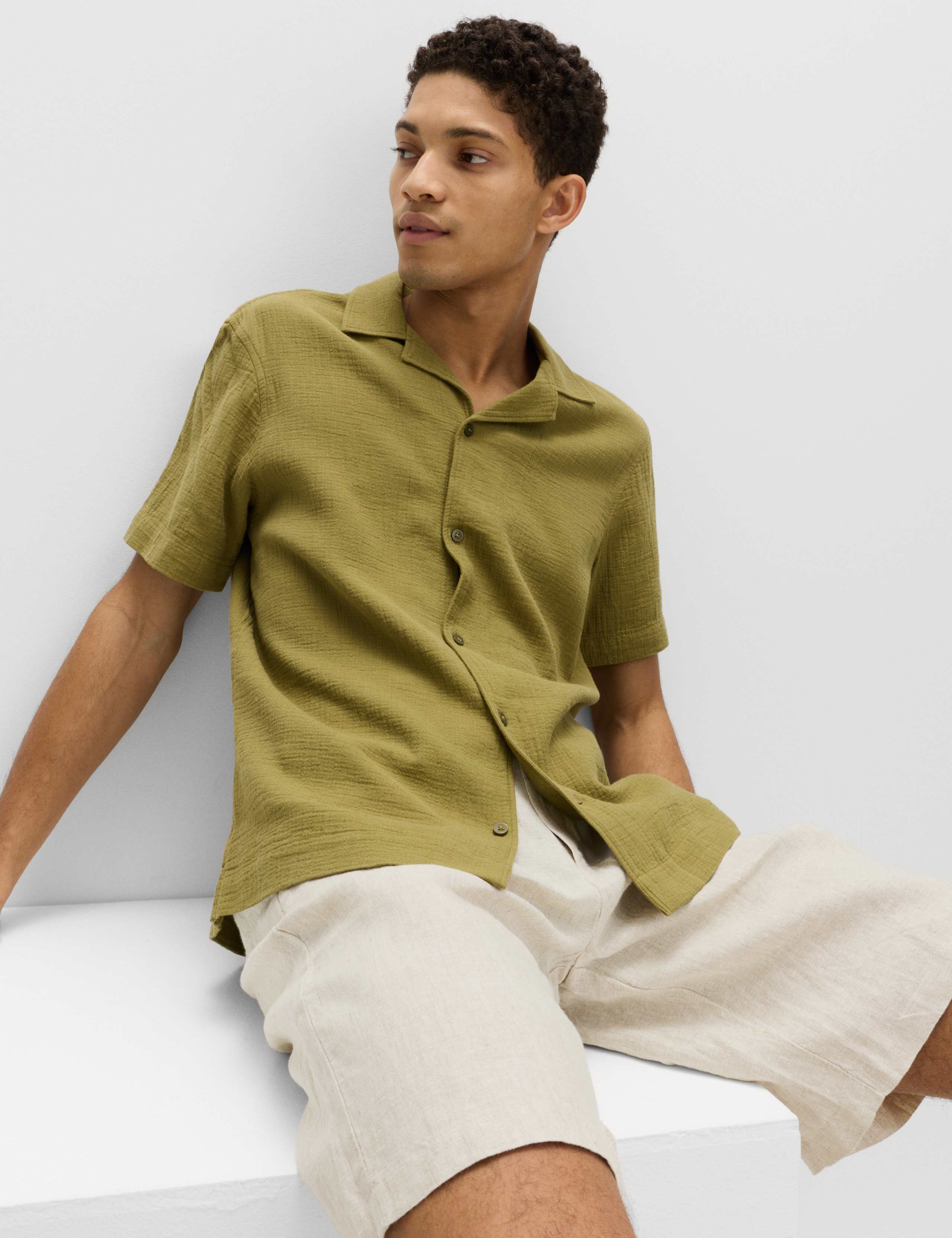 Loose Fit Pure Linen Chino Shorts 5 of 6