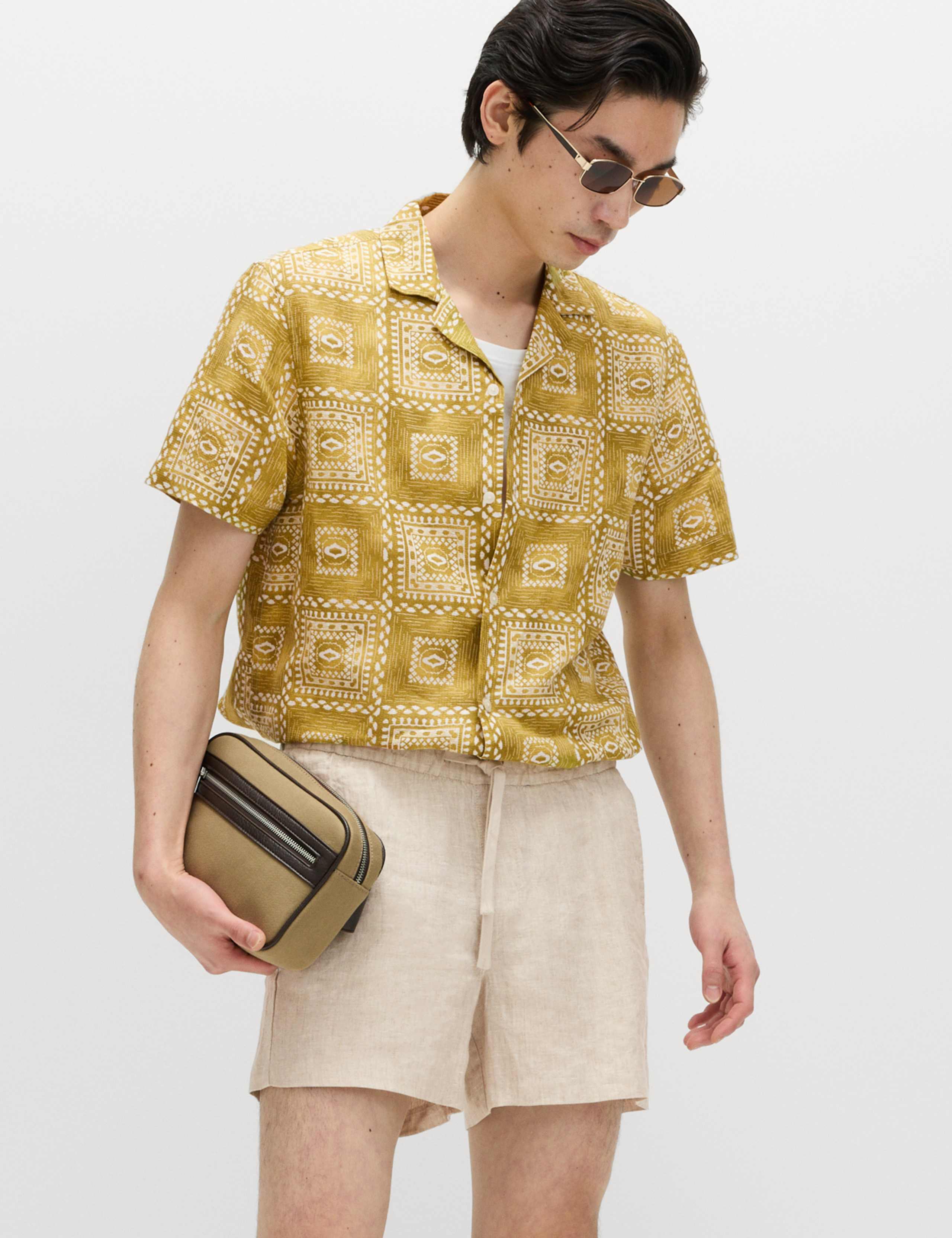 Pure Linen Elasticated Waist Shorts 6 of 7