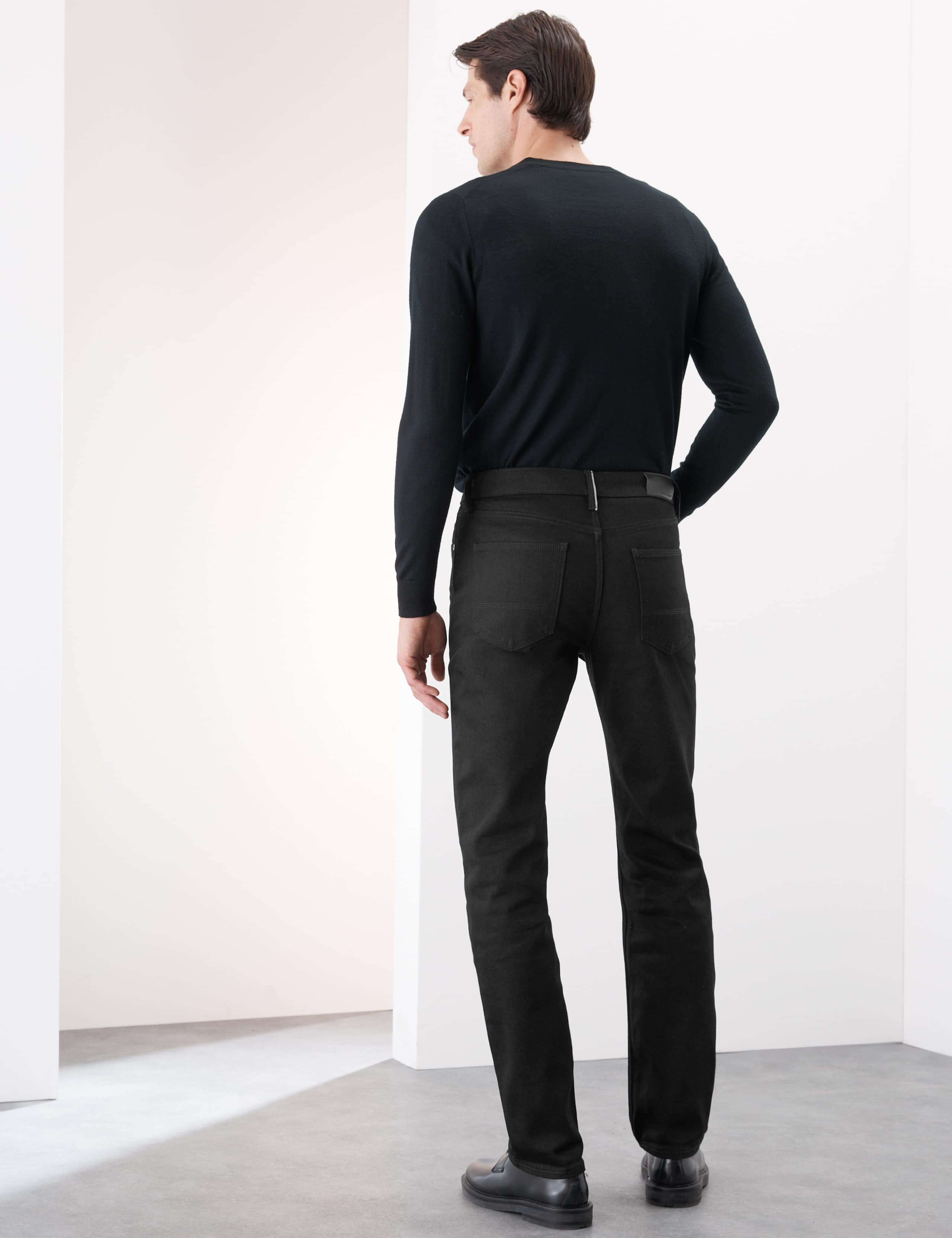 Straight Fit Japanese Selvedge Jeans 5 of 6