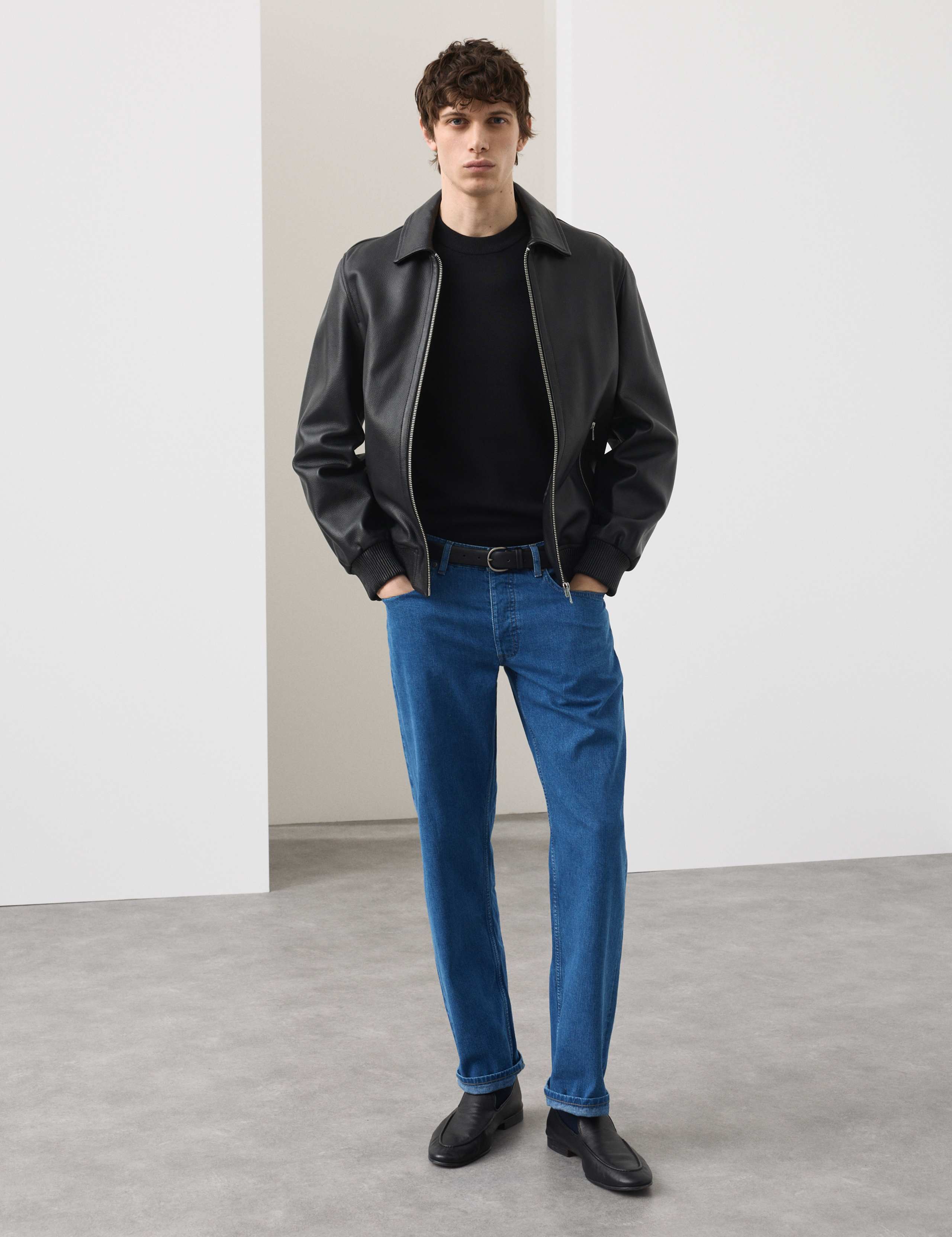 Straight Fit Lightweight Selvedge Jeans 6 of 7